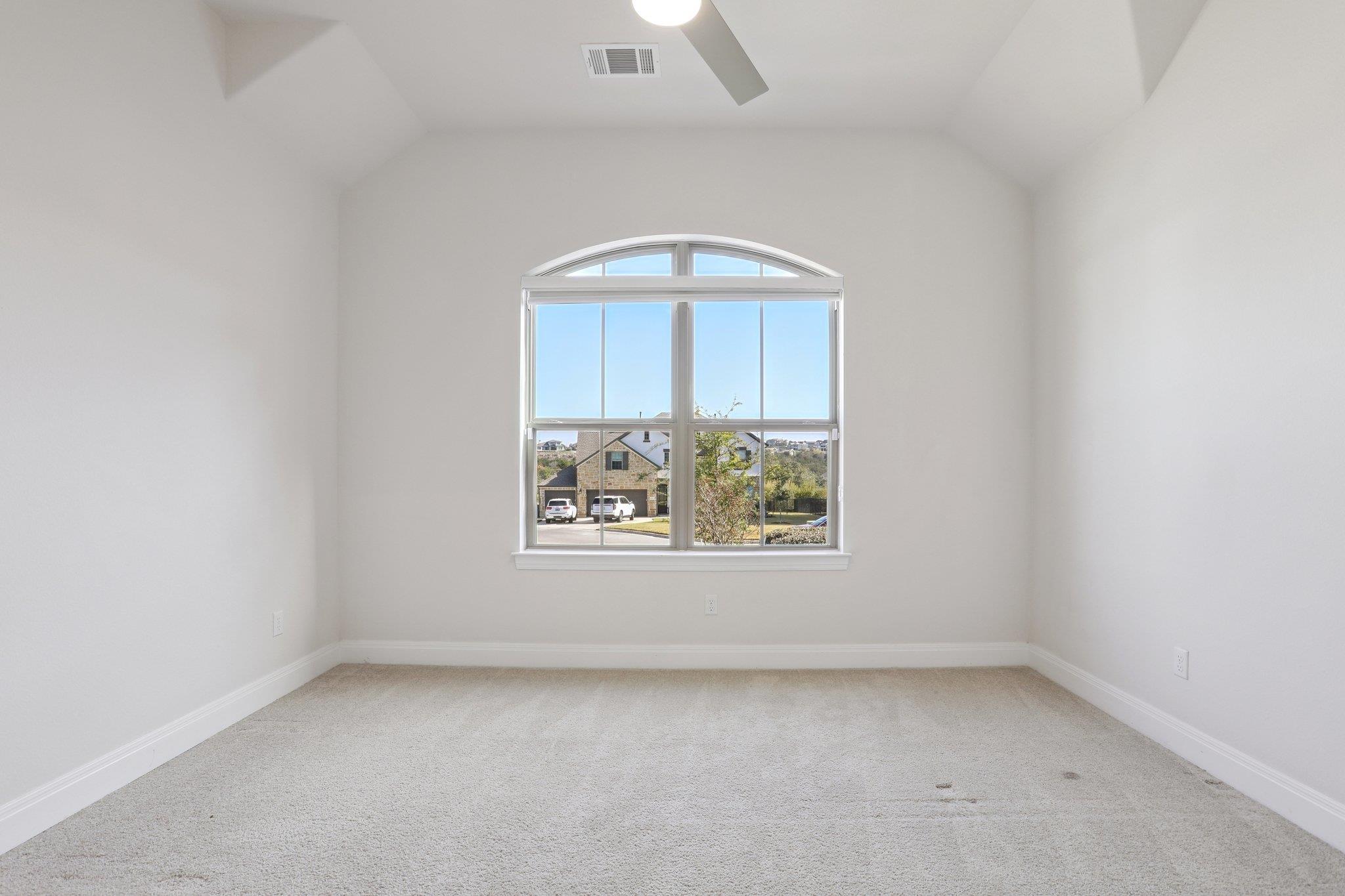 19304 Summit Glory Trl, Spicewood, TX 78669