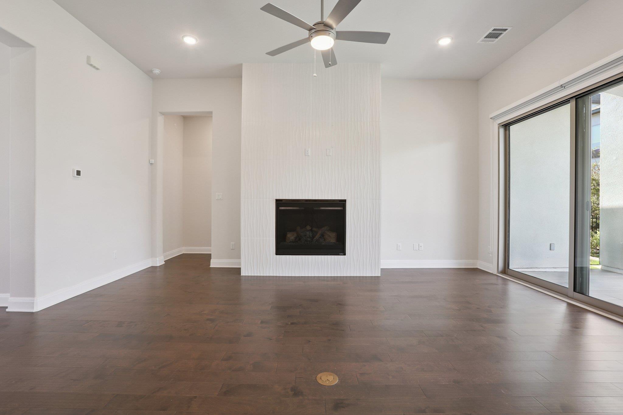 19304 Summit Glory Trl, Spicewood, TX 78669