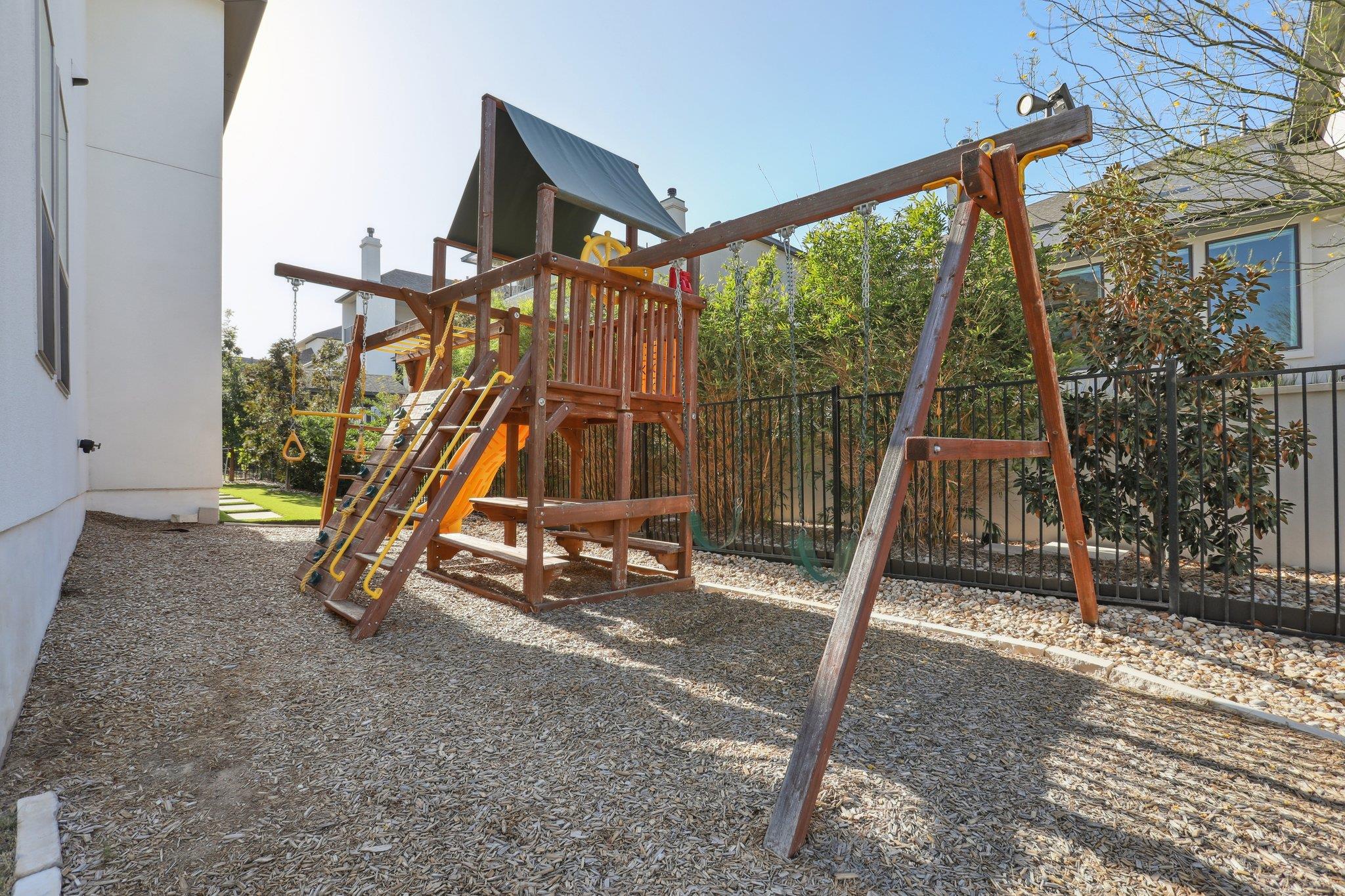 19304 Summit Glory Trl, Spicewood, TX 78669