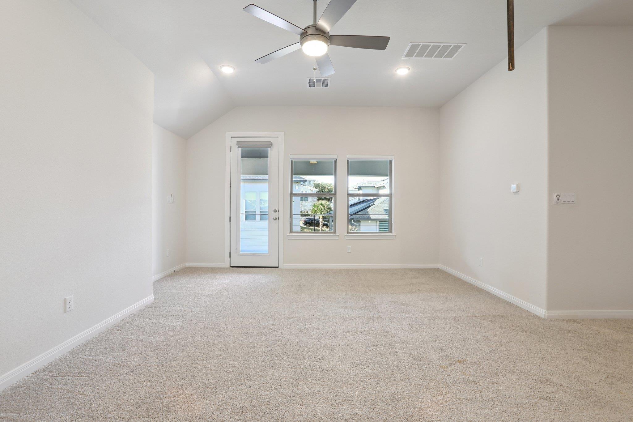 19304 Summit Glory Trl, Spicewood, TX 78669