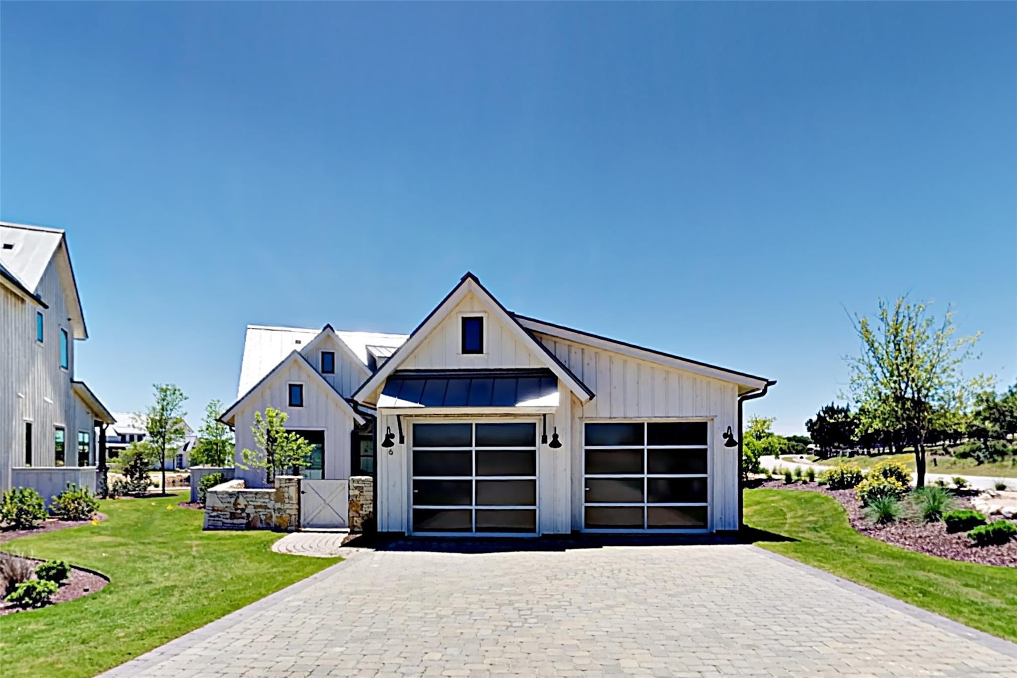 19517 Flying J Blvd # 6, Spicewood, TX 78669