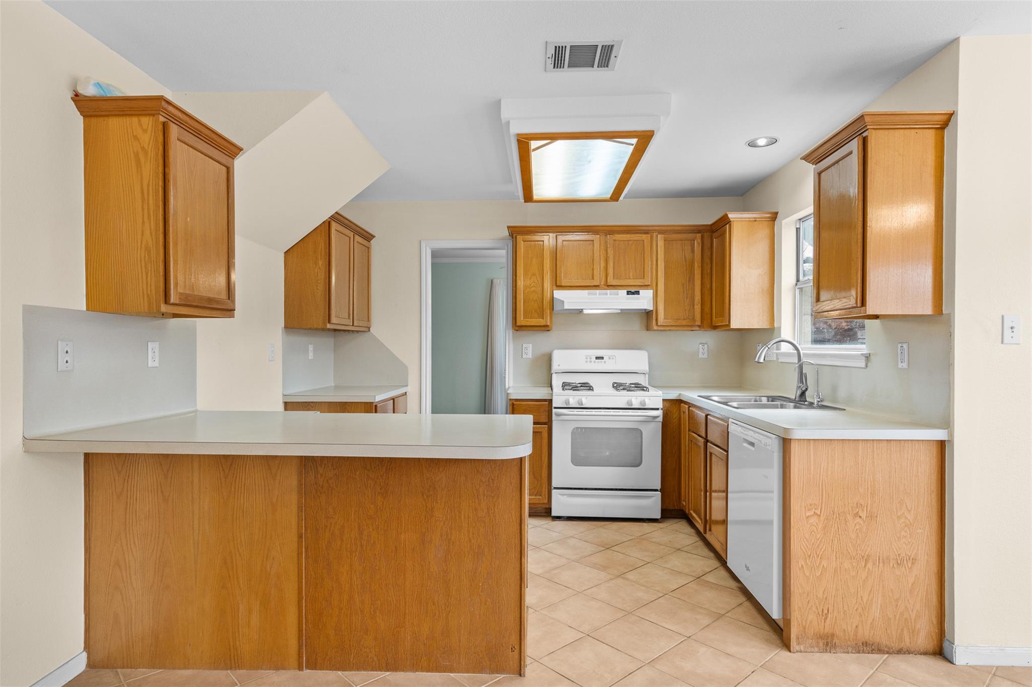 706 Grapevine Dr, Cedar Park, TX 78613