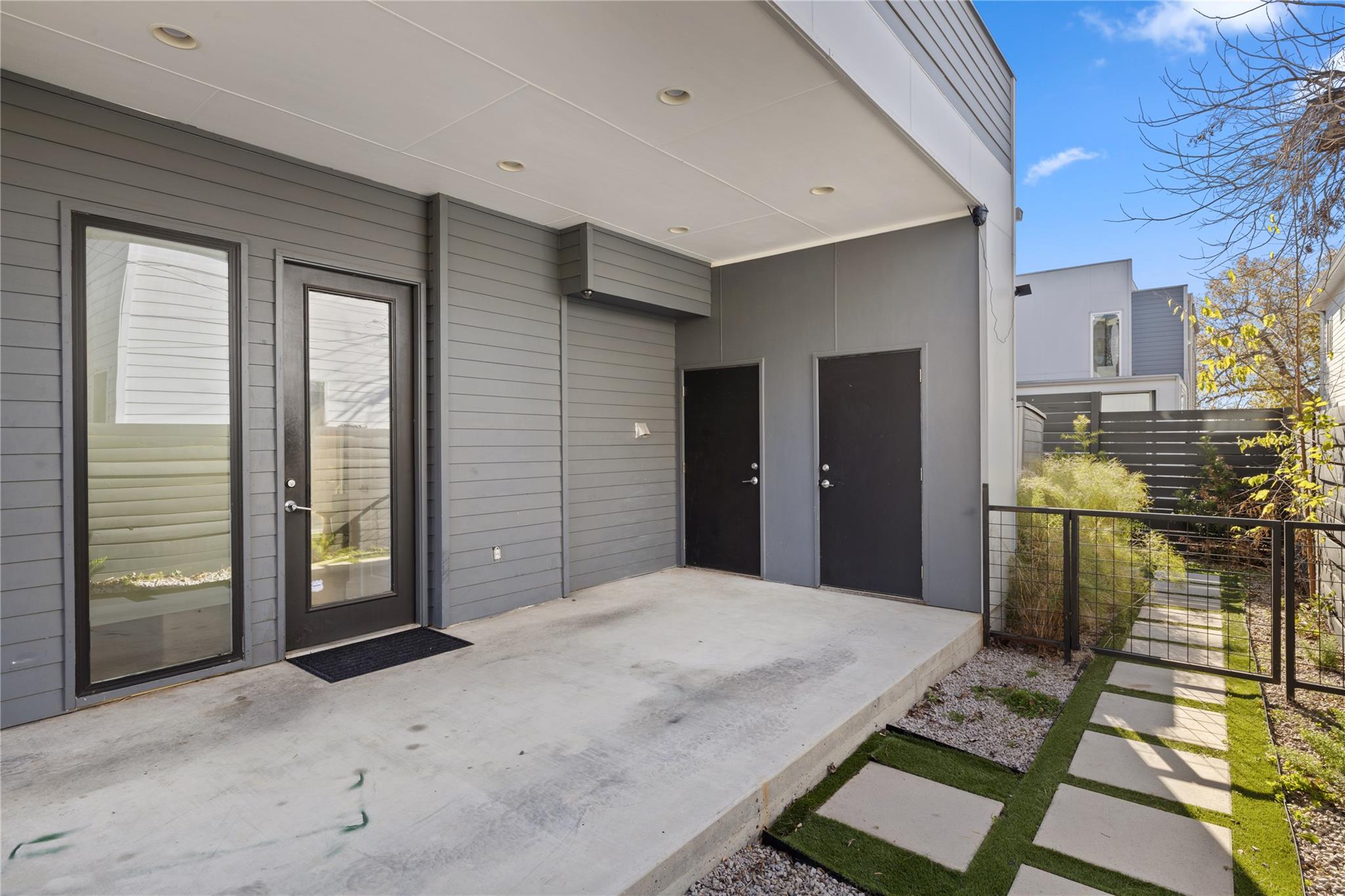 1904 E 17th St # B, Austin, TX 78702