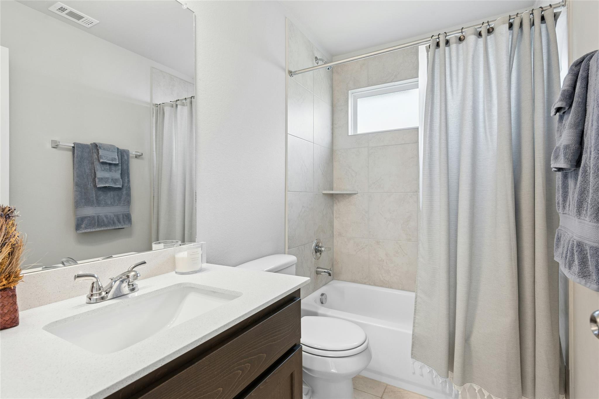 212 Catalina Dr, Kyle, TX 78640