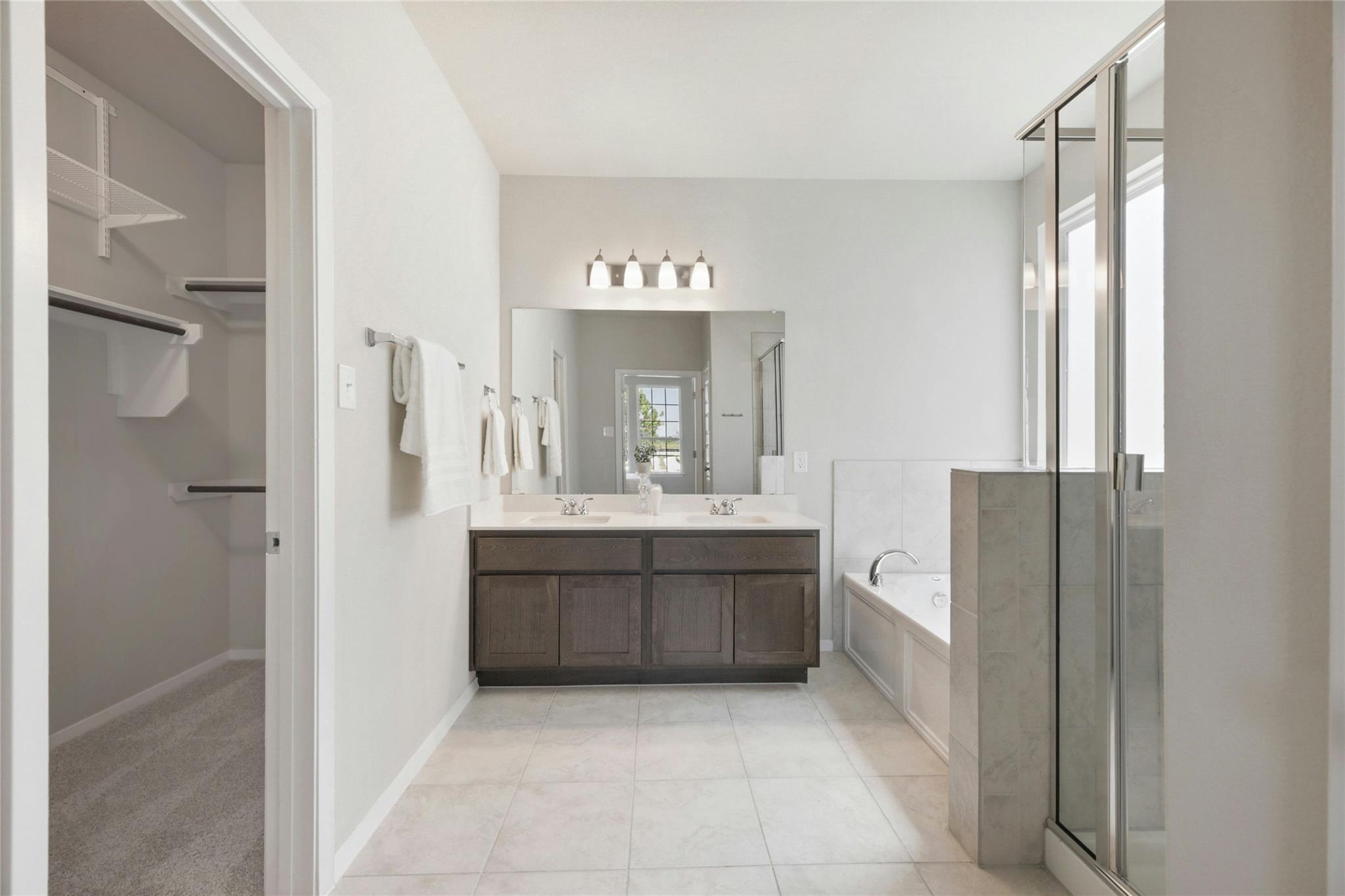 212 Catalina Dr, Kyle, TX 78640