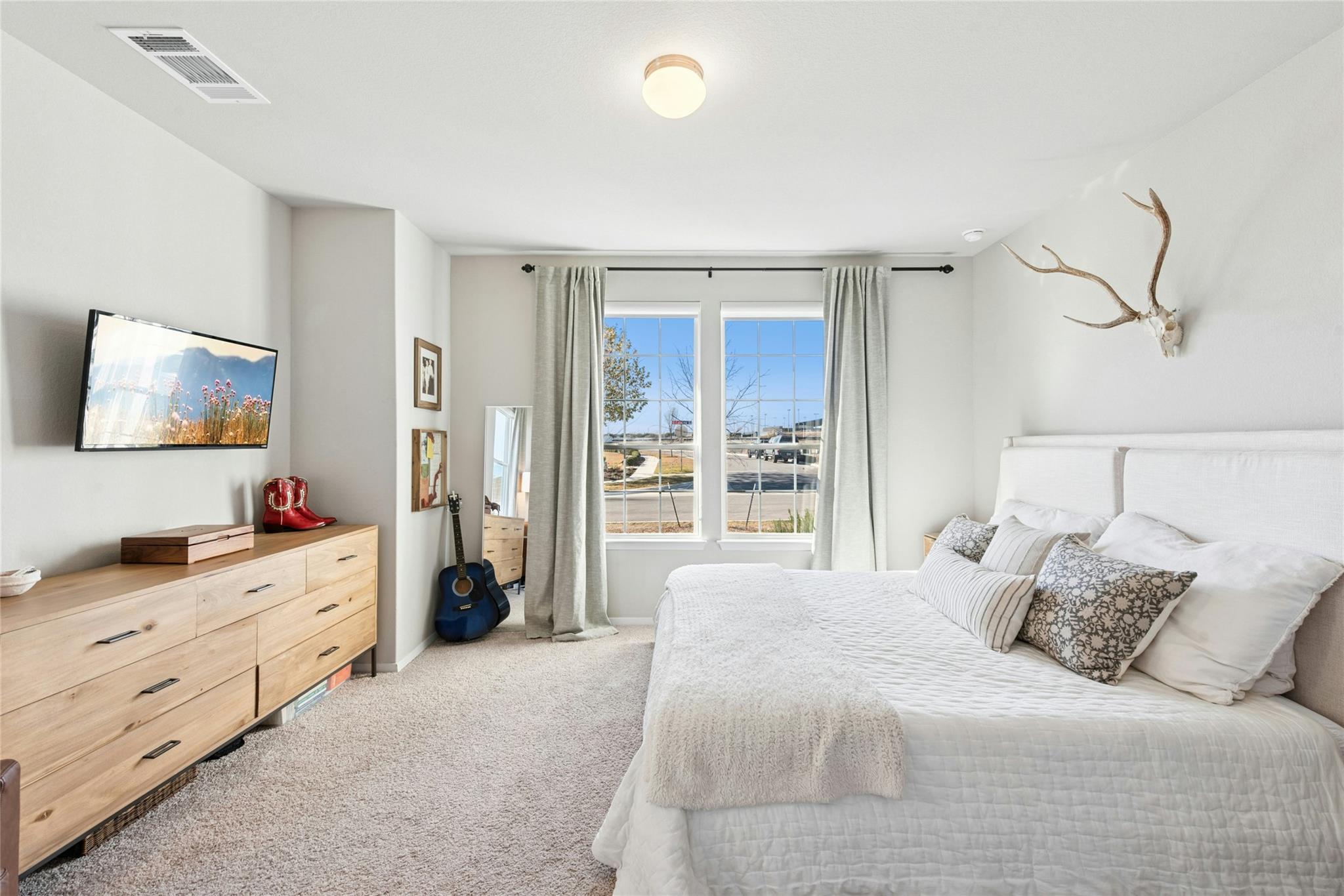 212 Catalina Dr, Kyle, TX 78640