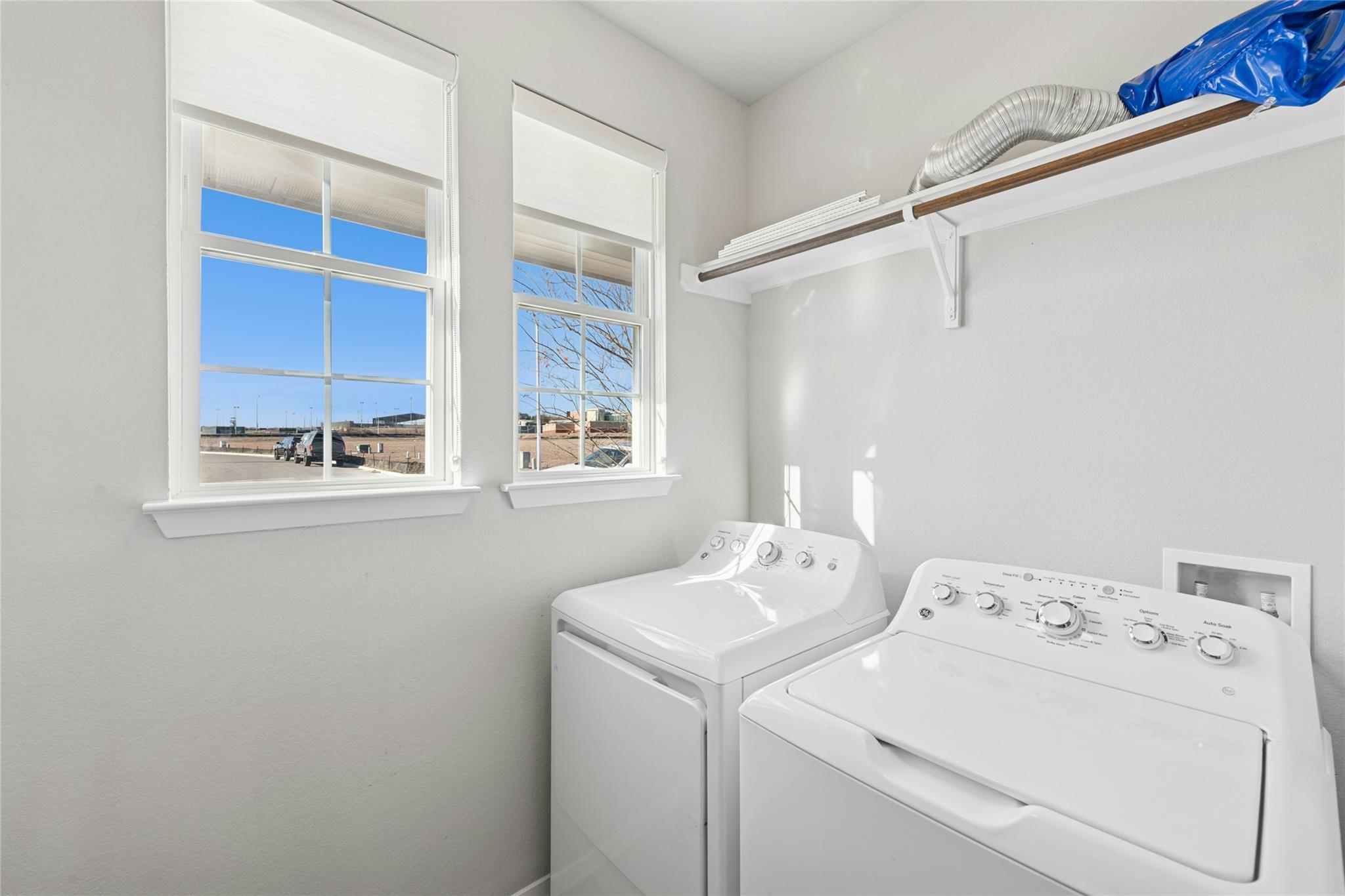 212 Catalina Dr, Kyle, TX 78640