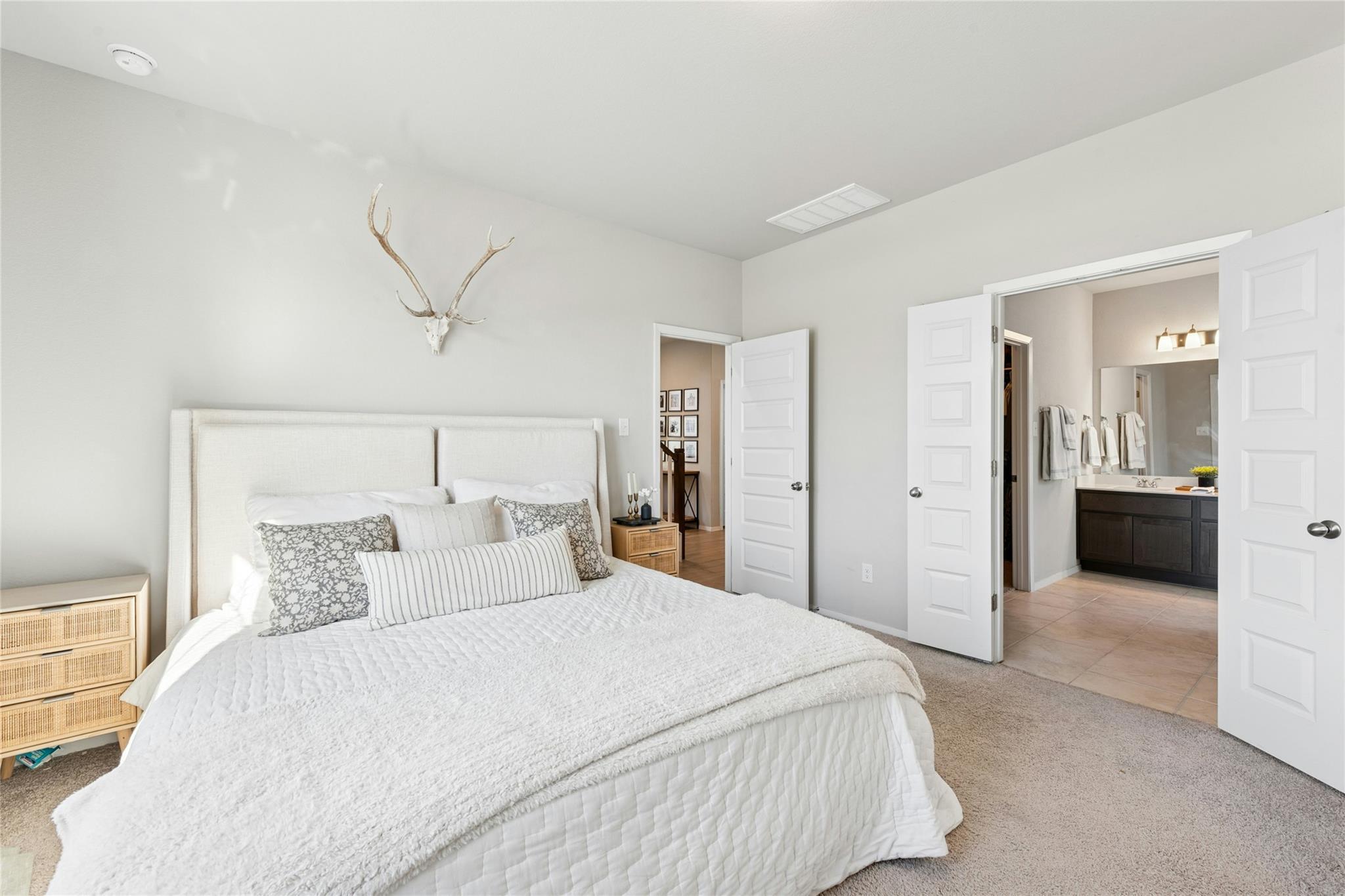 212 Catalina Dr, Kyle, TX 78640