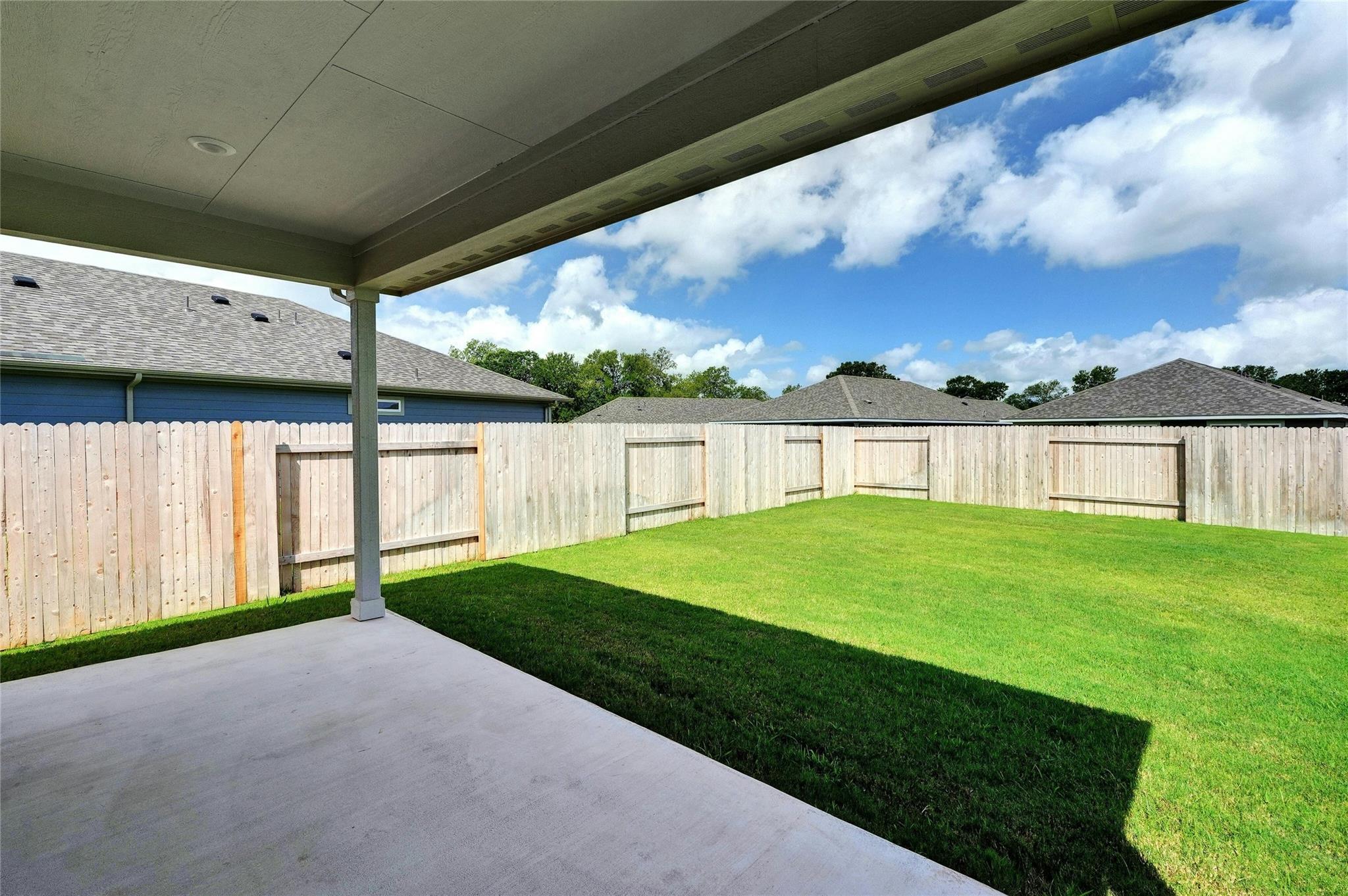 143 Short Toed Swoop, Cedar Creek, TX 78612