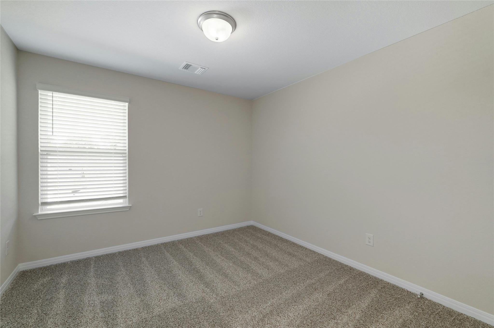 143 Short Toed Swoop, Cedar Creek, TX 78612