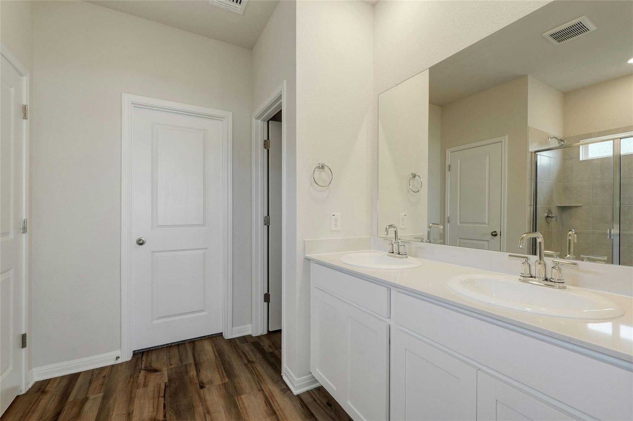 143 Short Toed Swoop, Cedar Creek, TX 78612