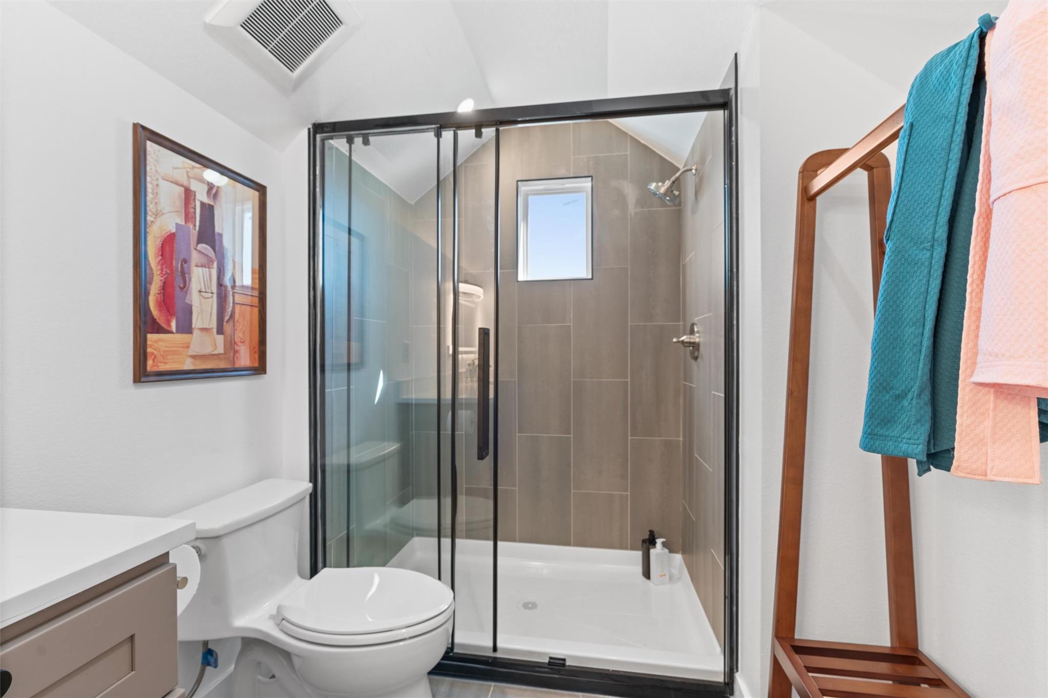 1208 W Oltorf St # B, Austin, TX 78704