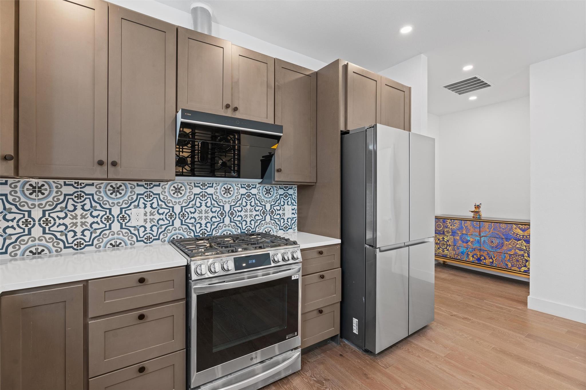 1208 W Oltorf St # B, Austin, TX 78704