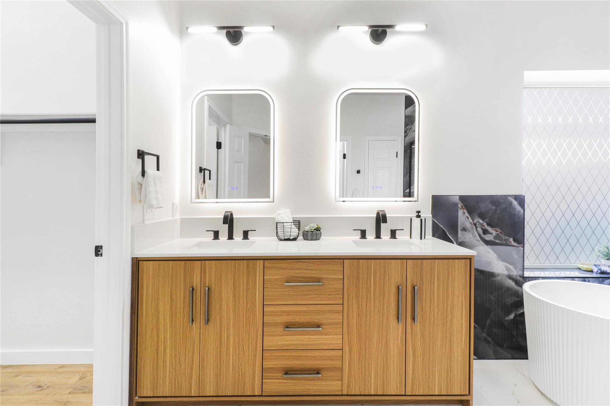 14928 Thatcher Dr, Austin, TX 78717