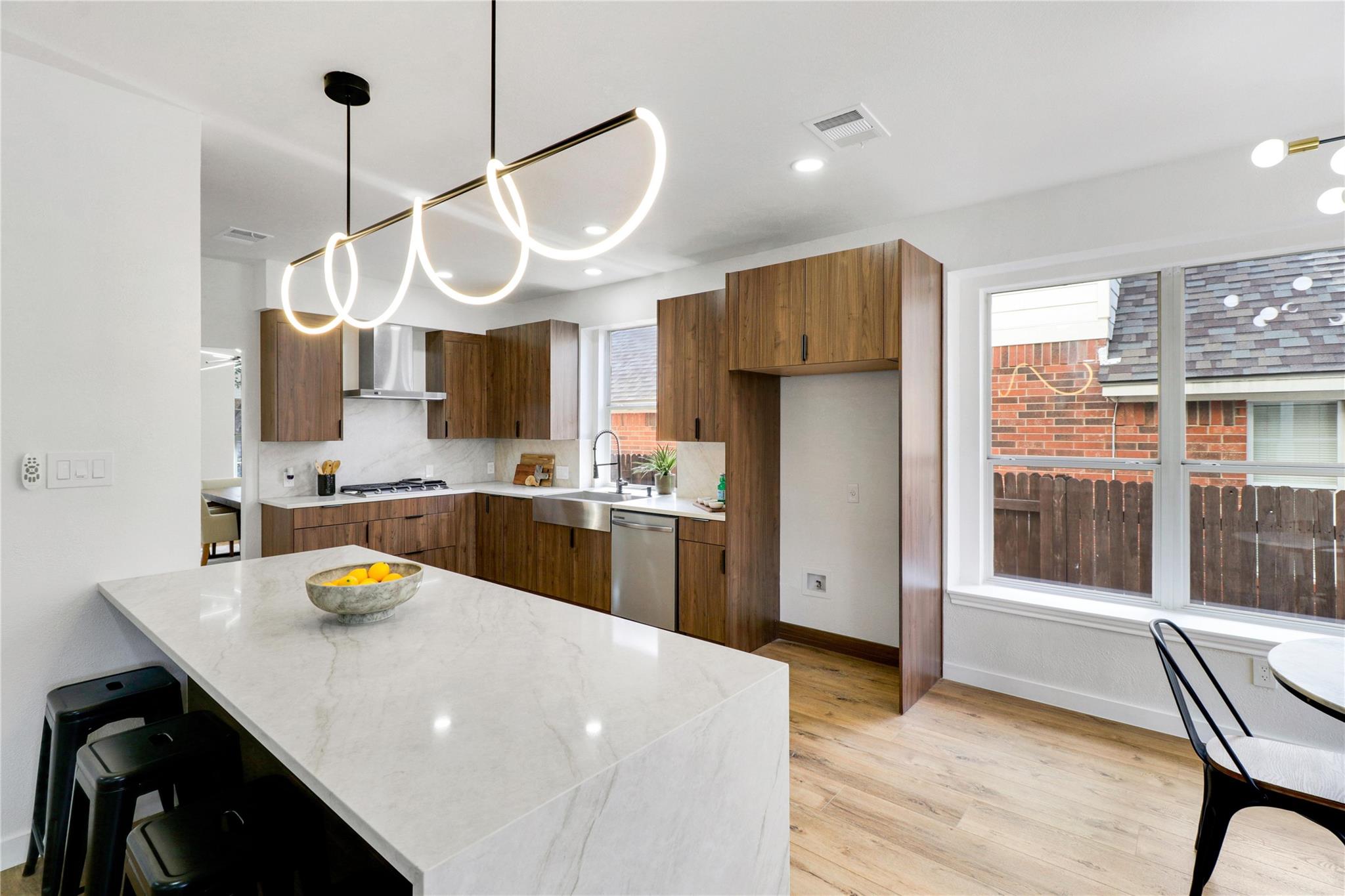 14928 Thatcher Dr, Austin, TX 78717