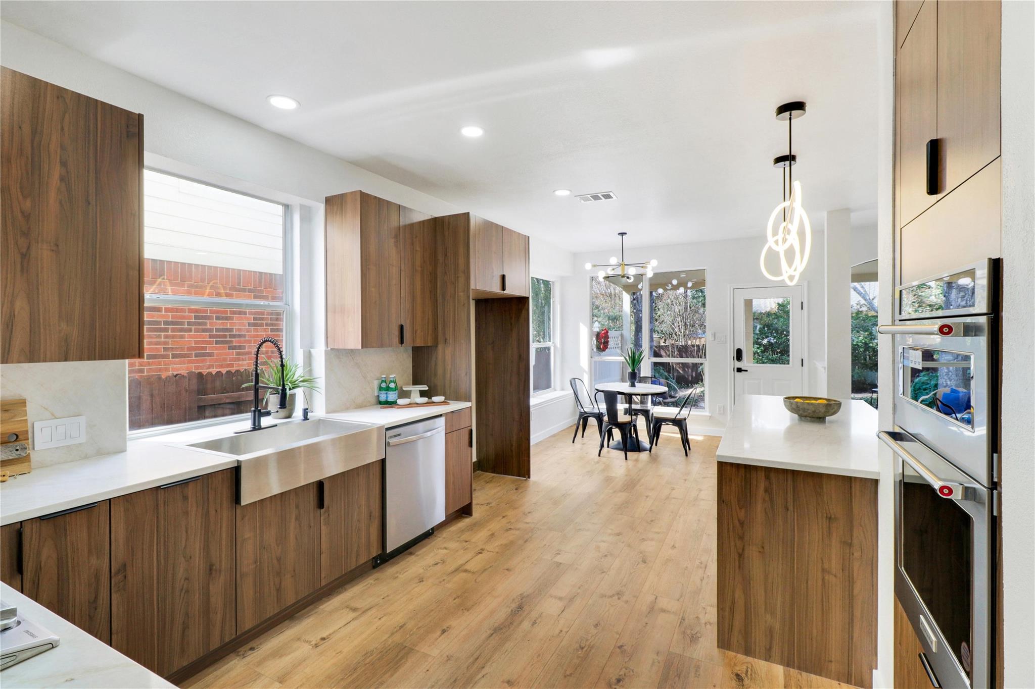 14928 Thatcher Dr, Austin, TX 78717