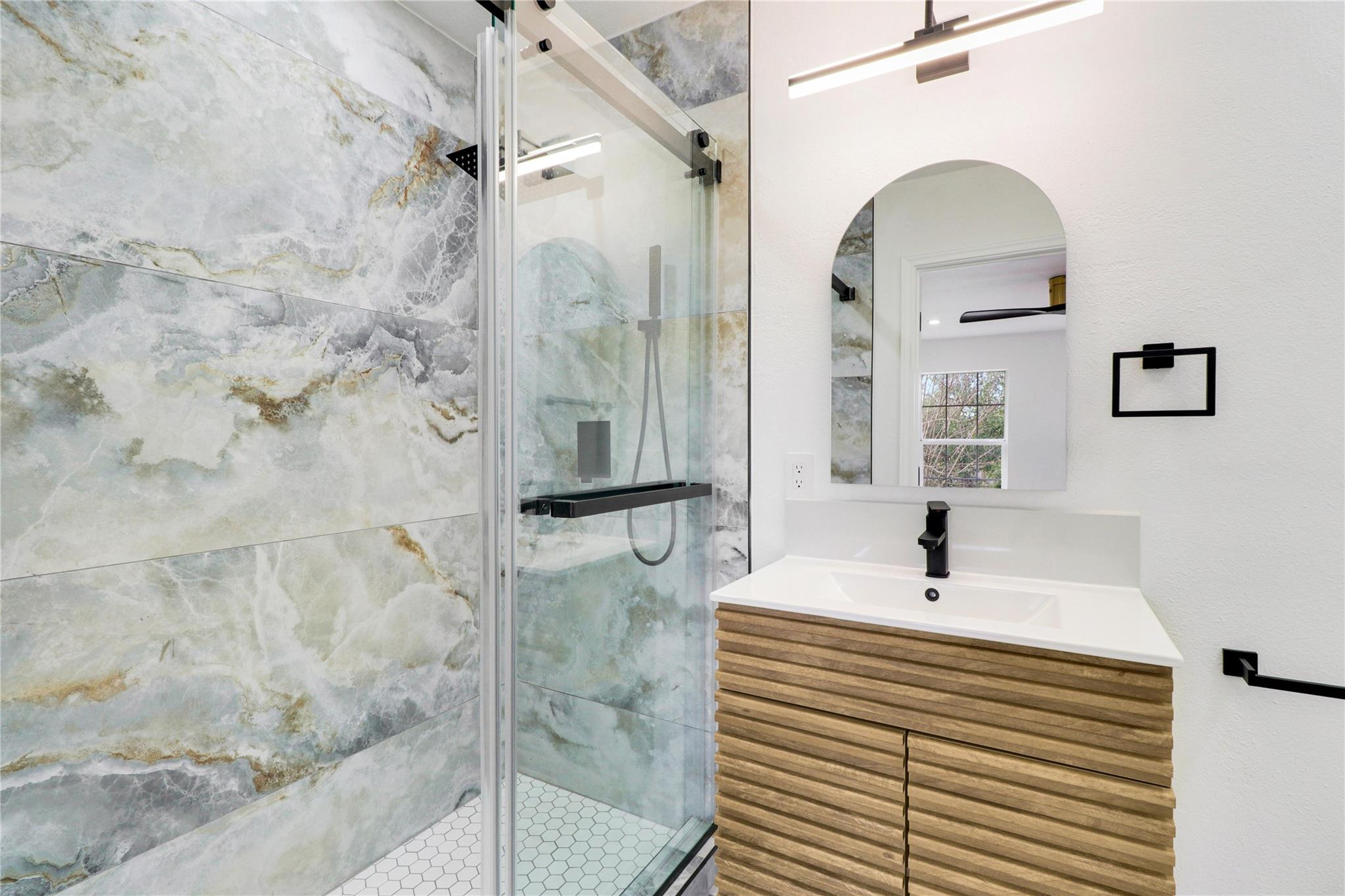 14928 Thatcher Dr, Austin, TX 78717