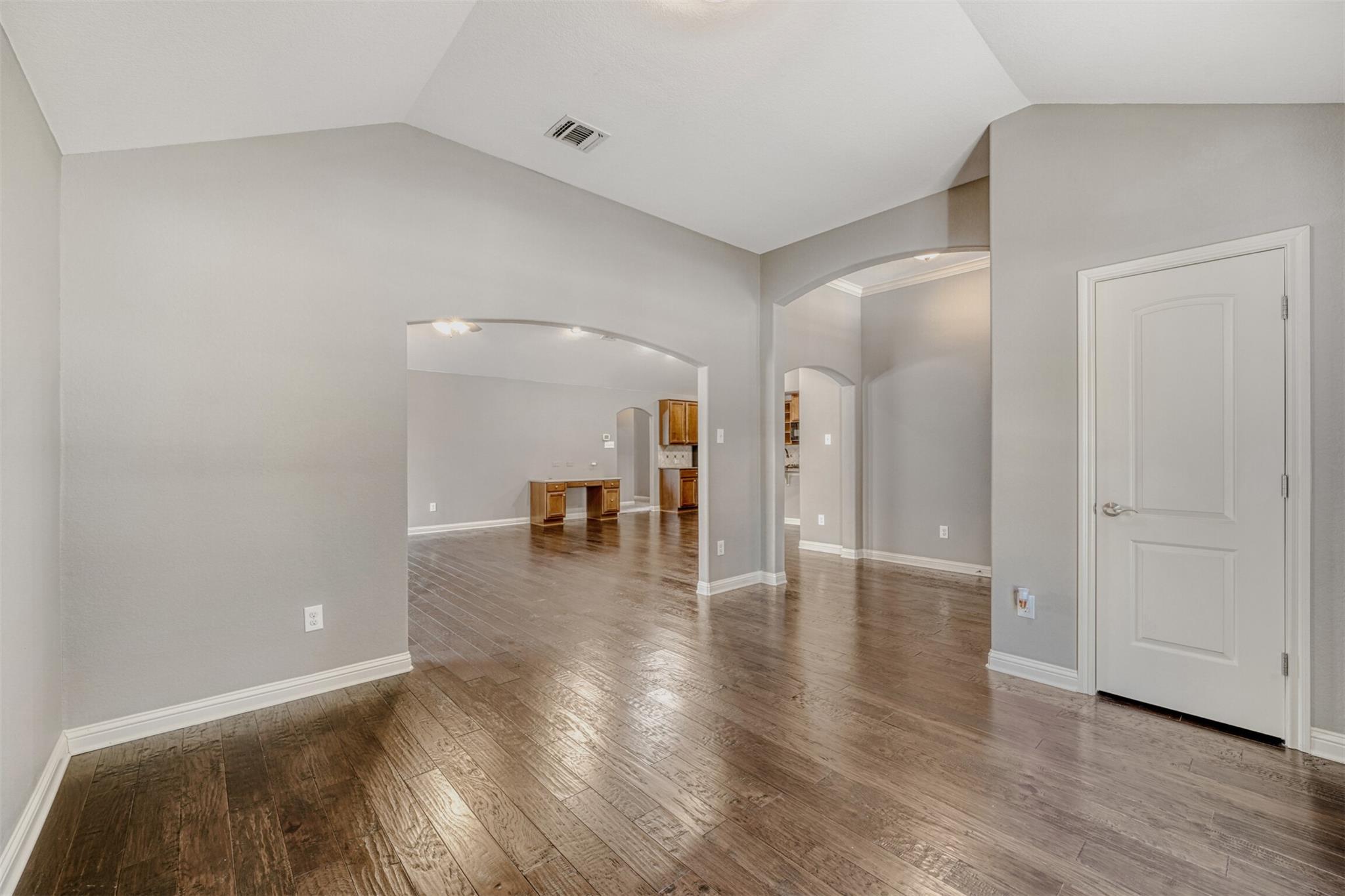 2431 Santa Barbara Loop, Round Rock, TX 78665