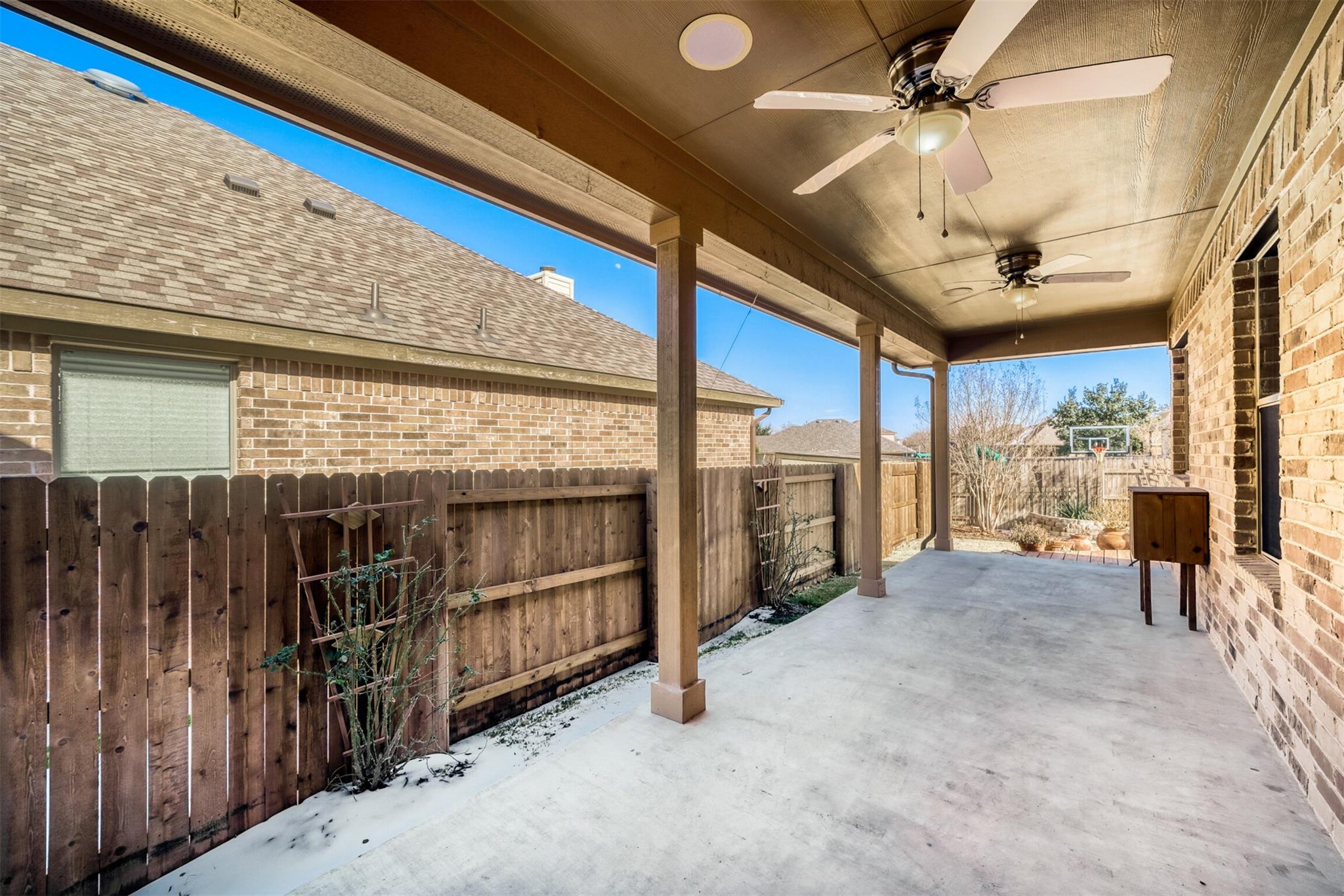 2431 Santa Barbara Loop, Round Rock, TX 78665