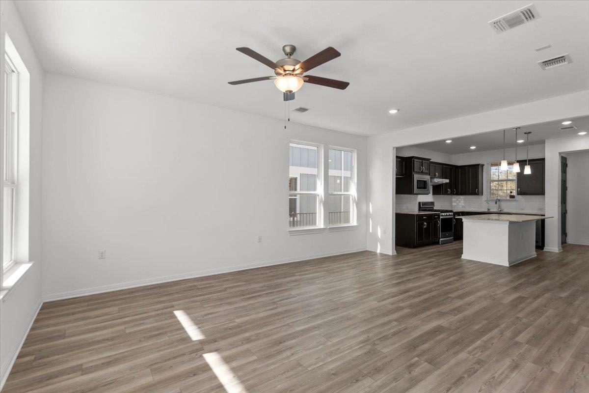 813 Saratoga Ln, Georgetown, TX 78633