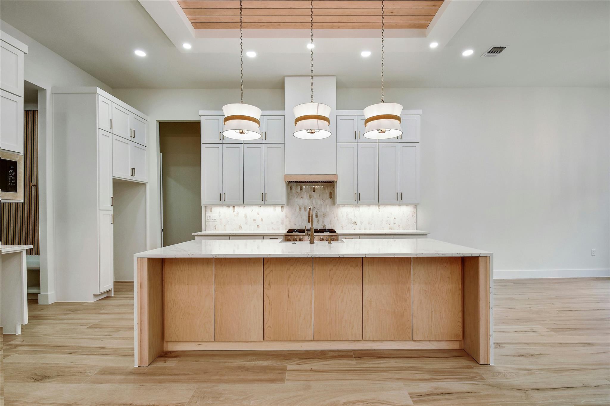 2141 Stone Meadow, Fredericksburg, TX 78624