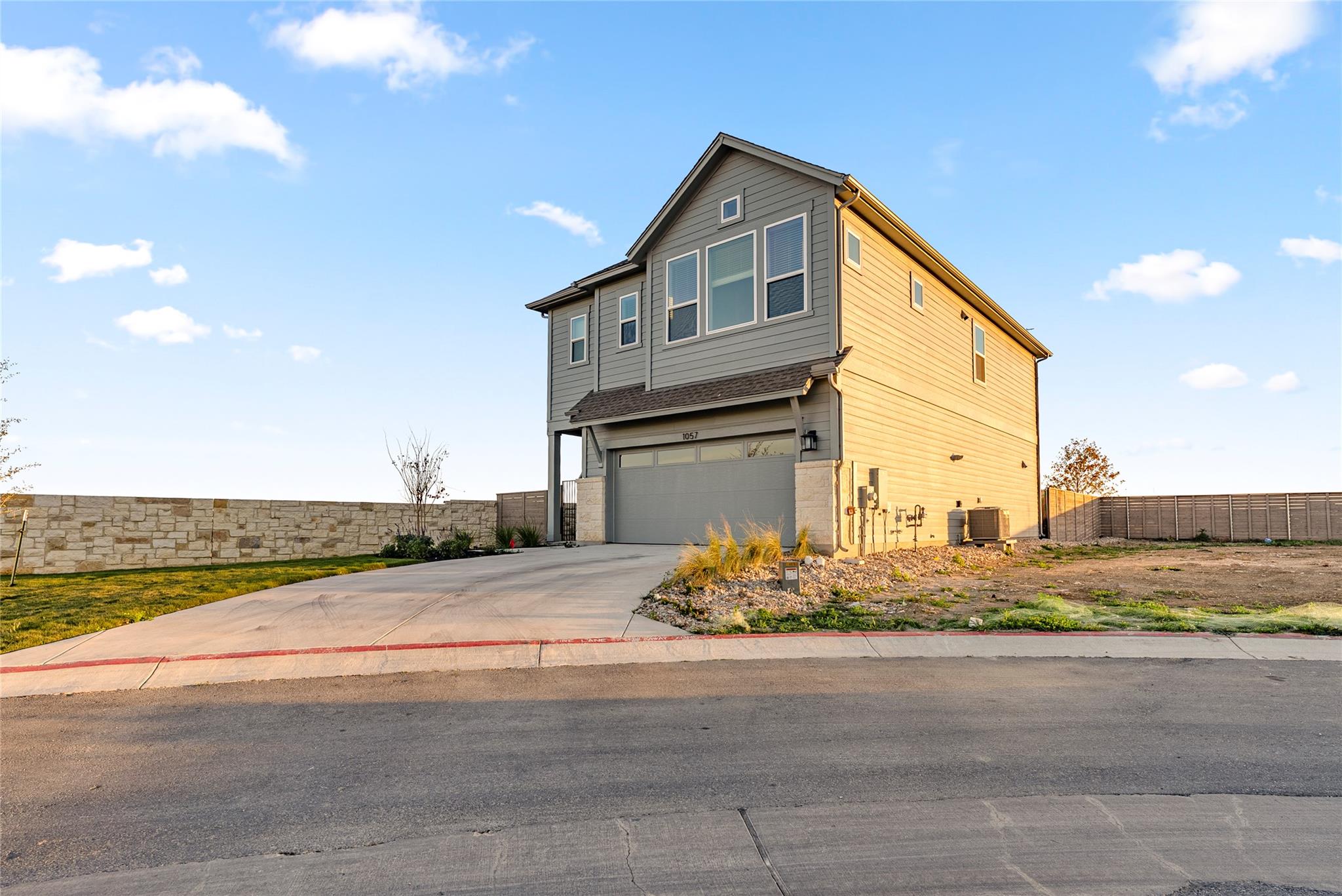 1057 Brickell Loop, Austin, TX 78744