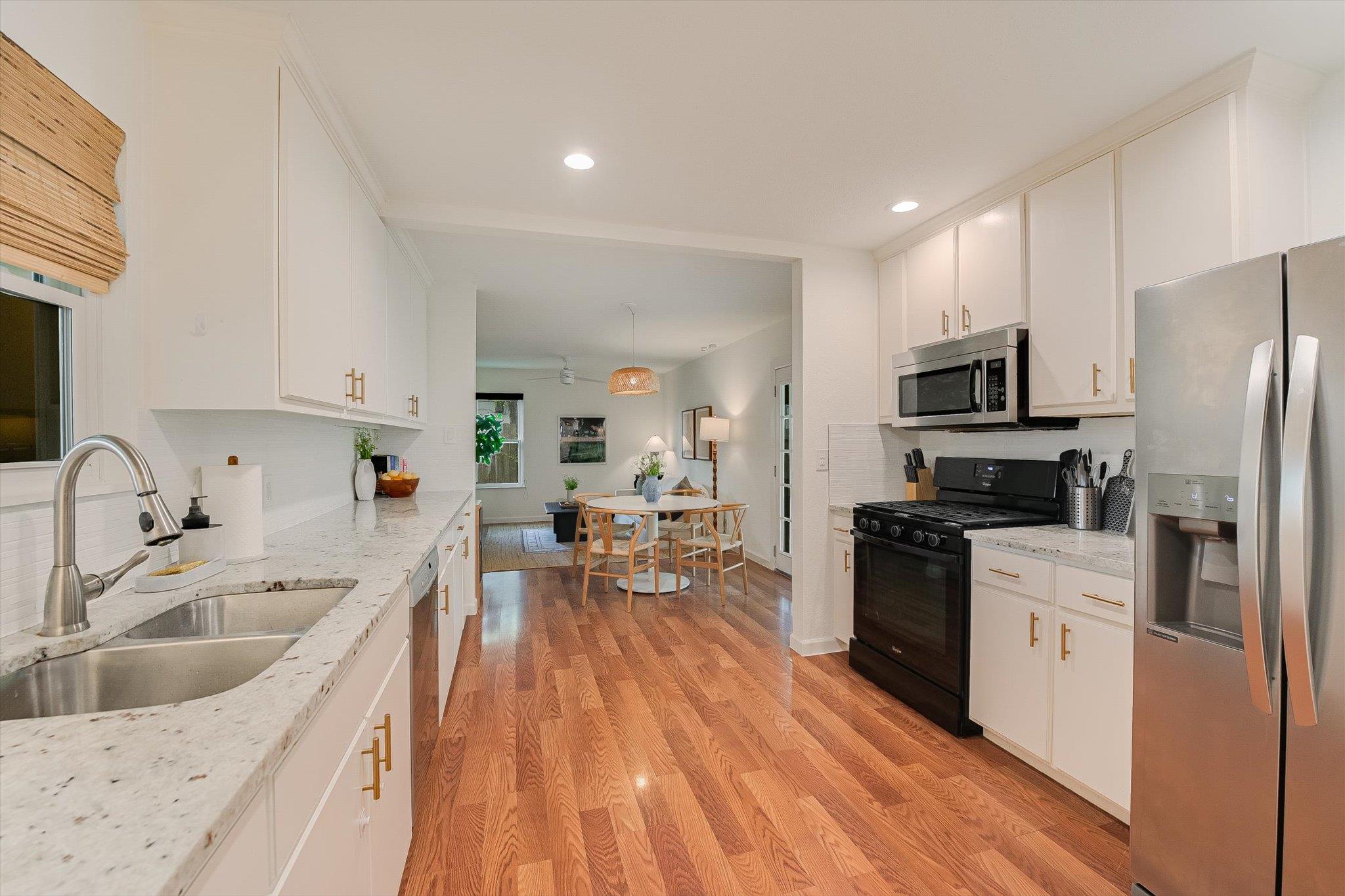 2906 Burning Oak Dr, Austin, TX 78704