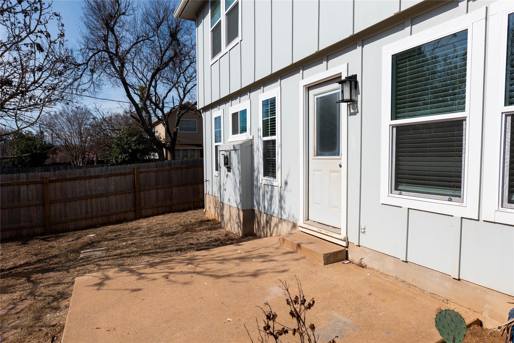 1705 Sylvia Ln, Round Rock, TX 78681