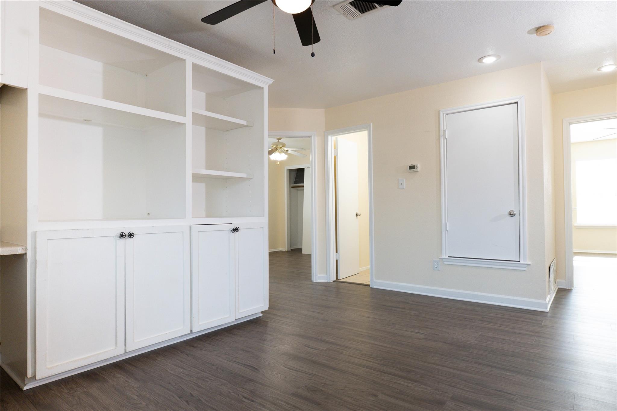 1705 Sylvia Ln, Round Rock, TX 78681