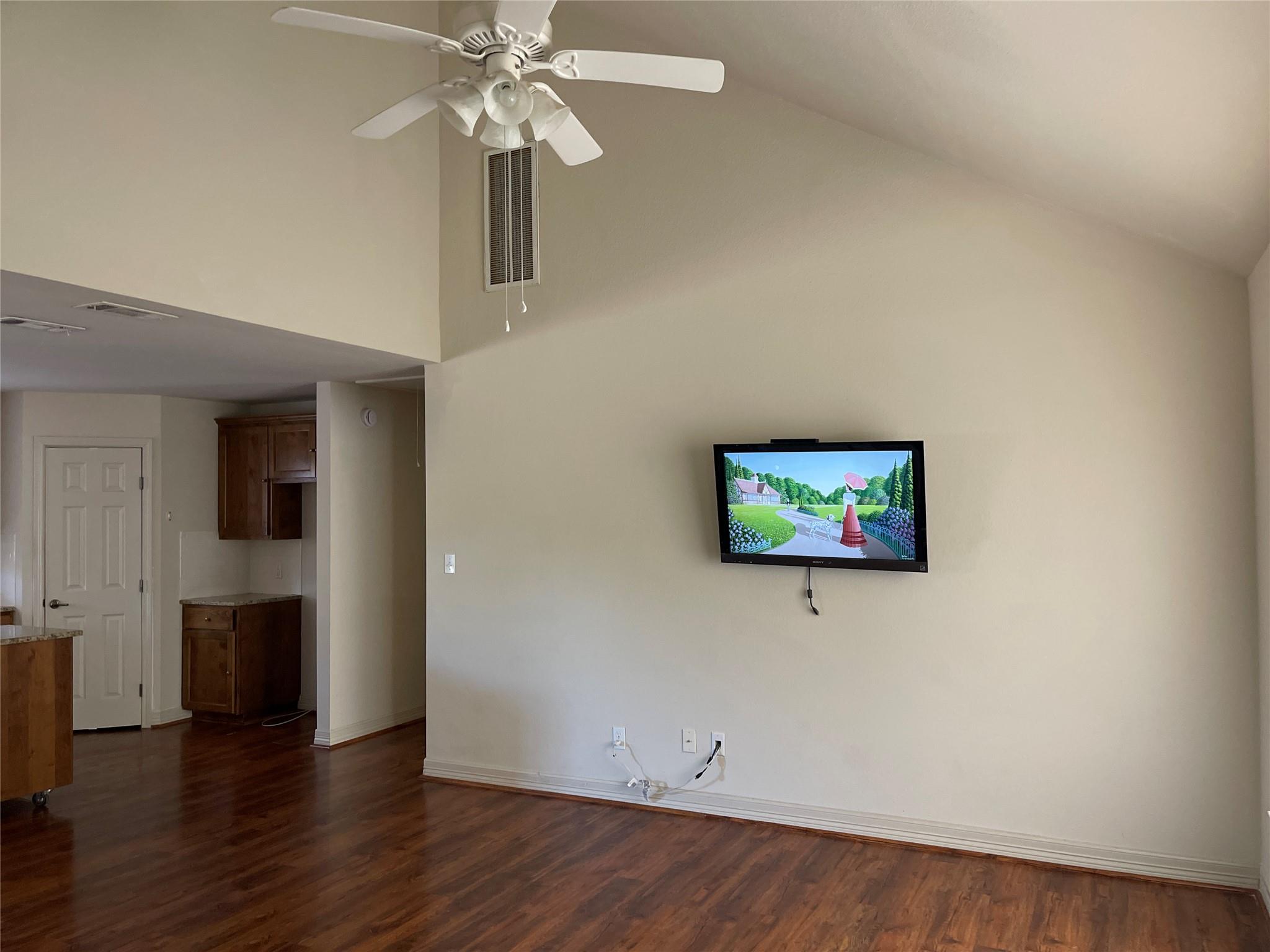 6164 S Fm 535 Rd, Cedar Creek, TX 78612