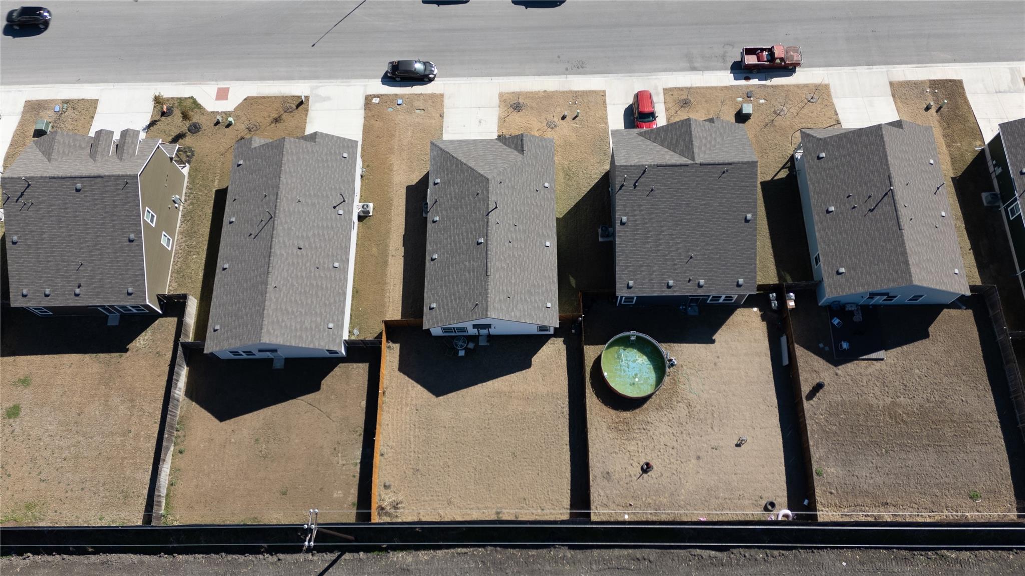 517 Halfmoon Dr, Lockhart, TX 78644