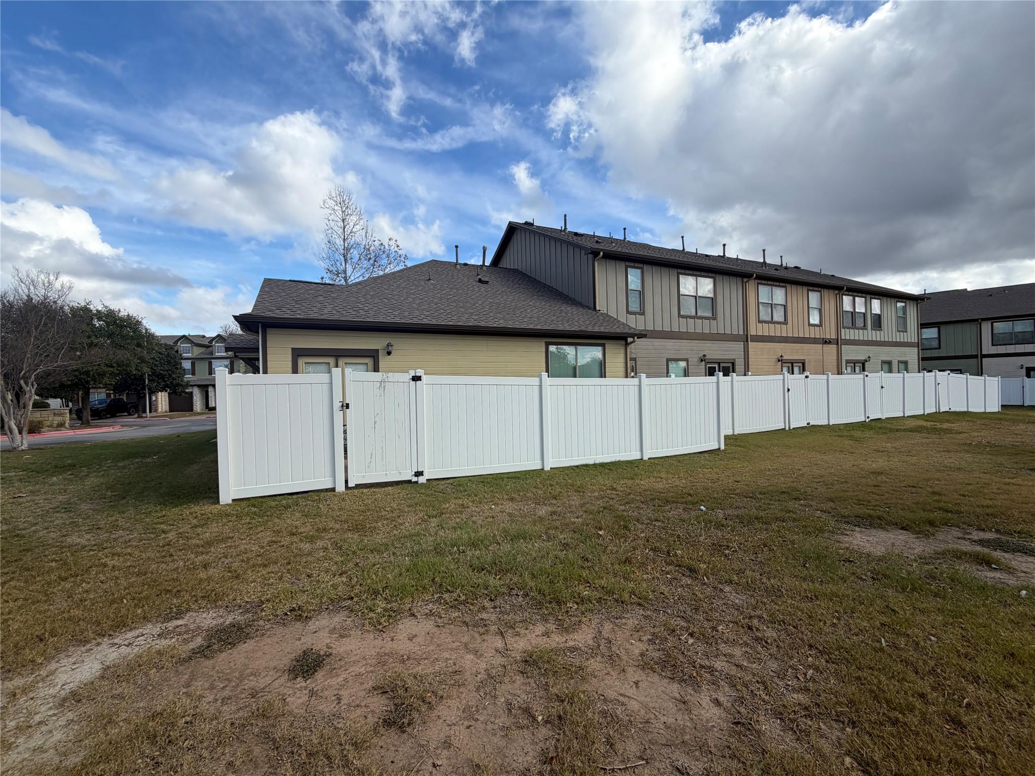 1900 Little Elm Trl # 30, Cedar Park, TX 78613