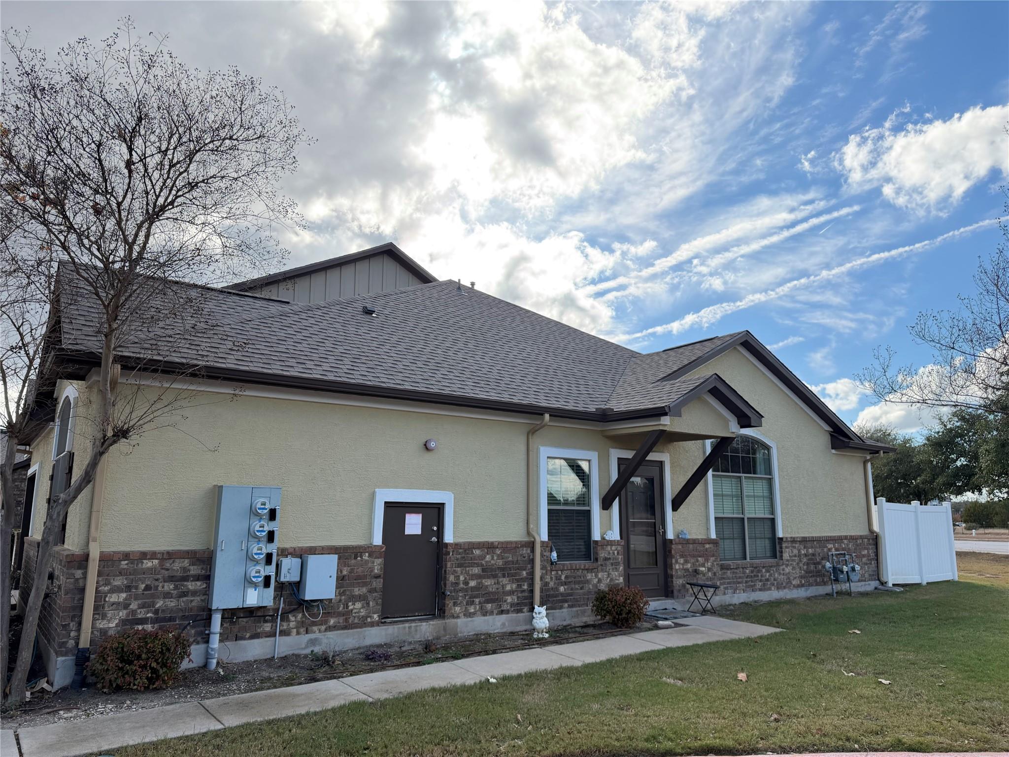 1900 Little Elm Trl # 30, Cedar Park, TX 78613