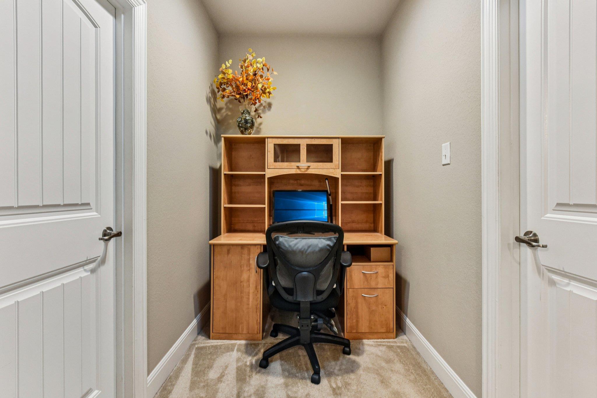 2516 Windy Vane Dr, Pflugerville, TX 78660