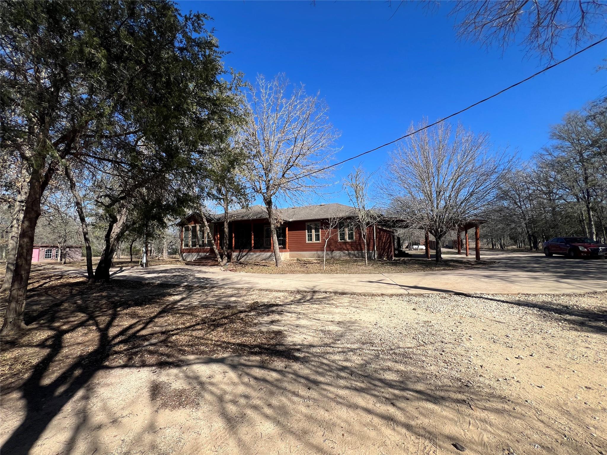 665 Wilson Rd, Red Rock, TX 78662