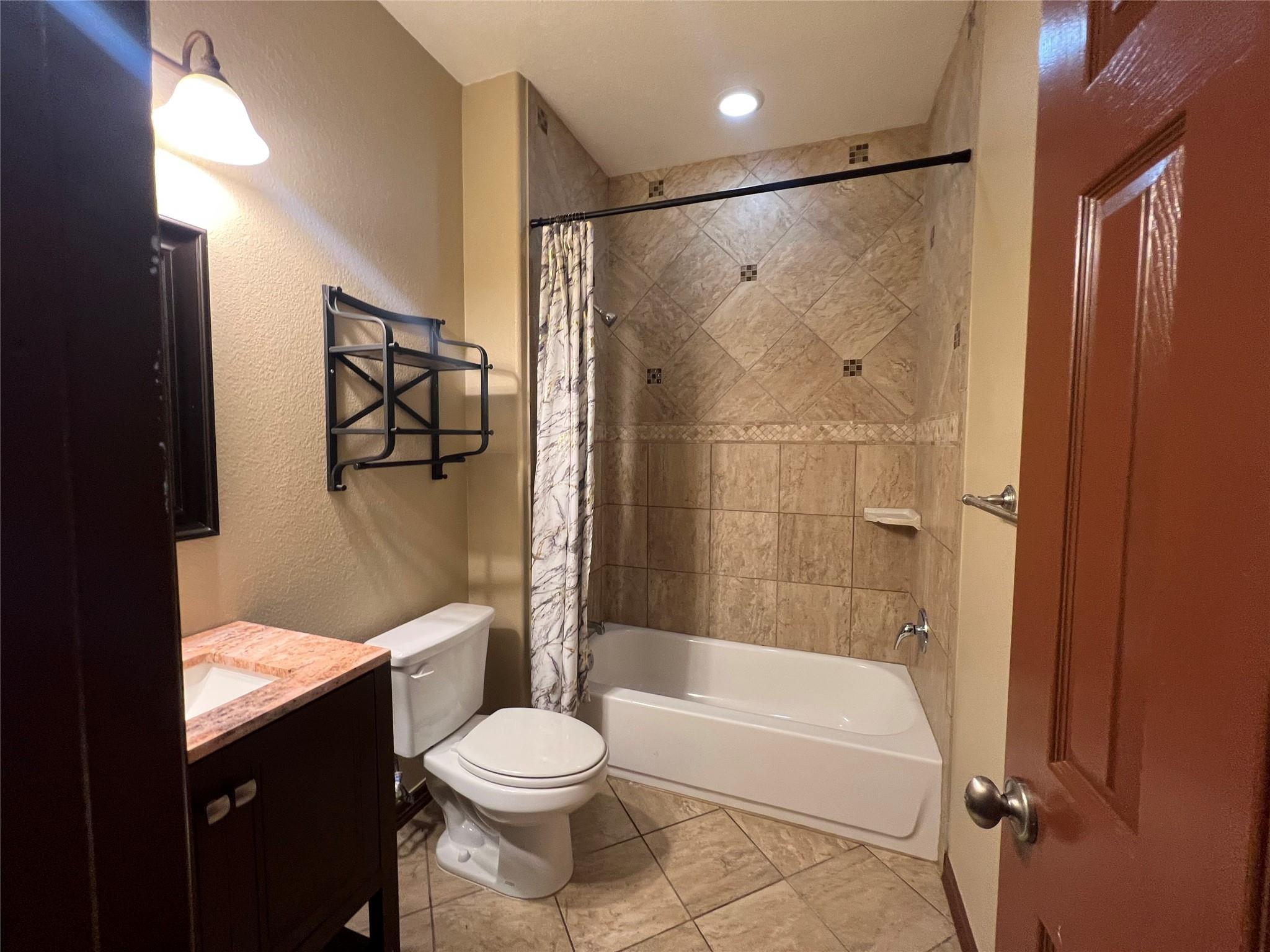 665 Wilson Rd, Red Rock, TX 78662