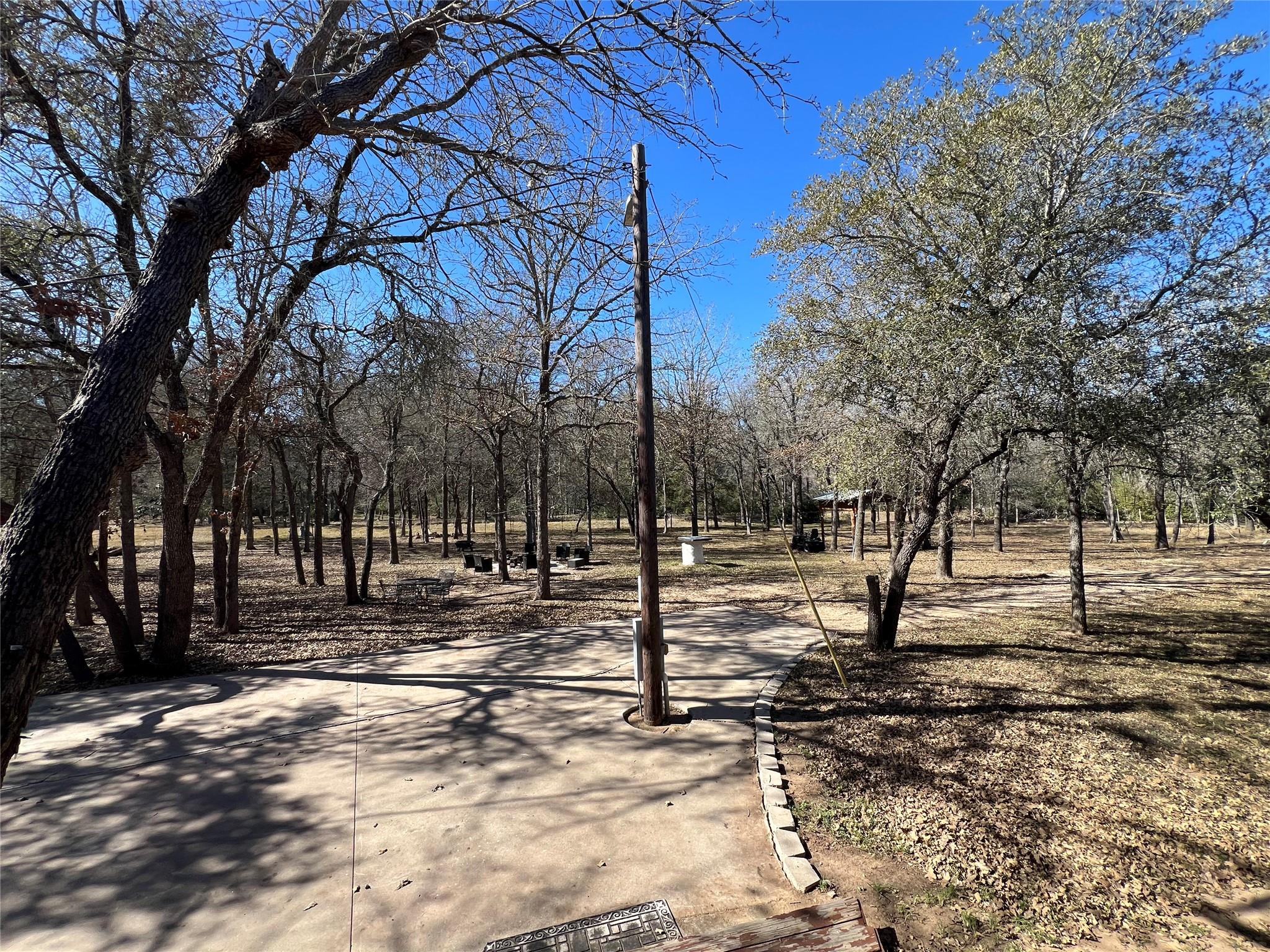 665 Wilson Rd, Red Rock, TX 78662