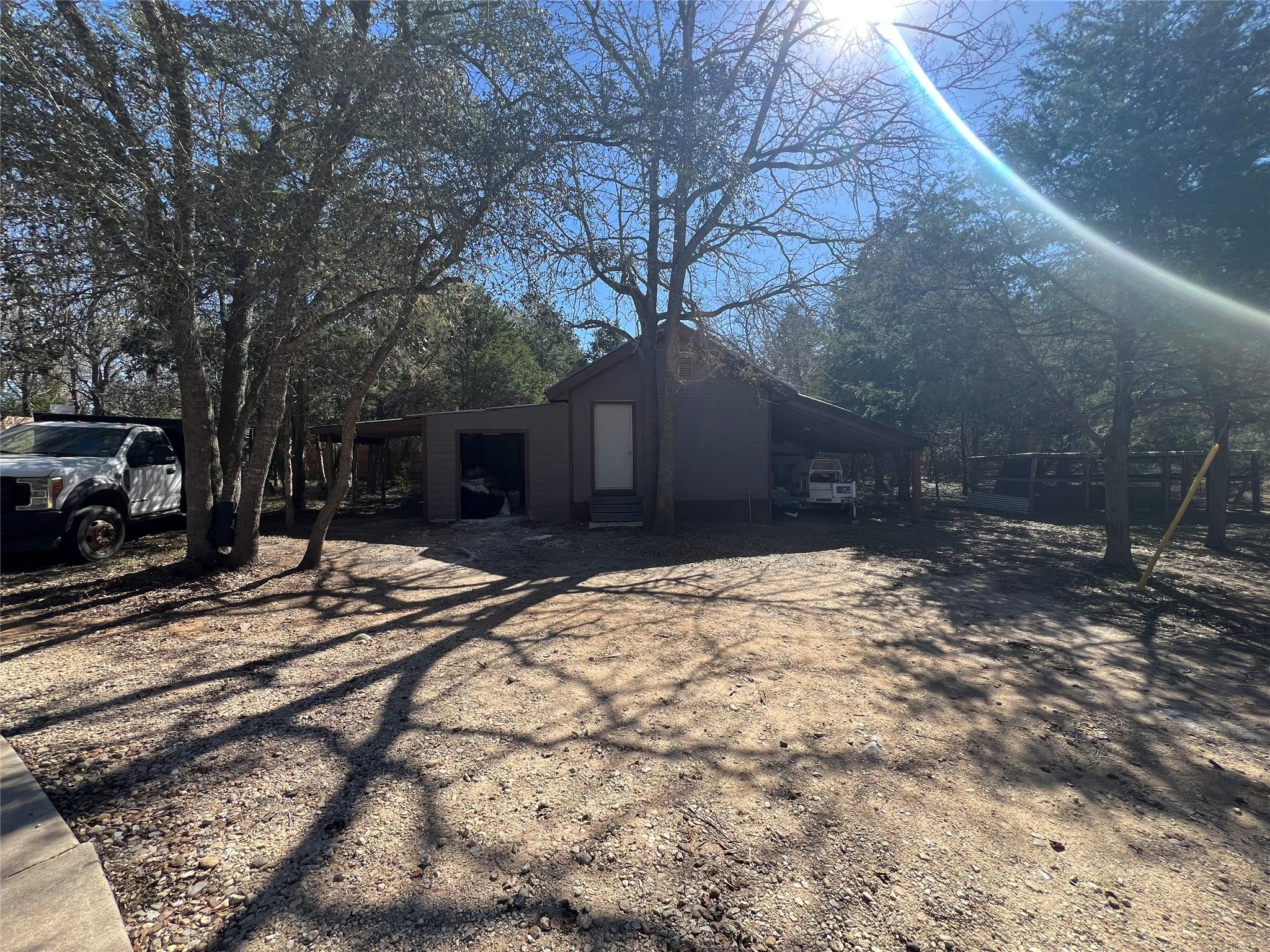 665 Wilson Rd, Red Rock, TX 78662