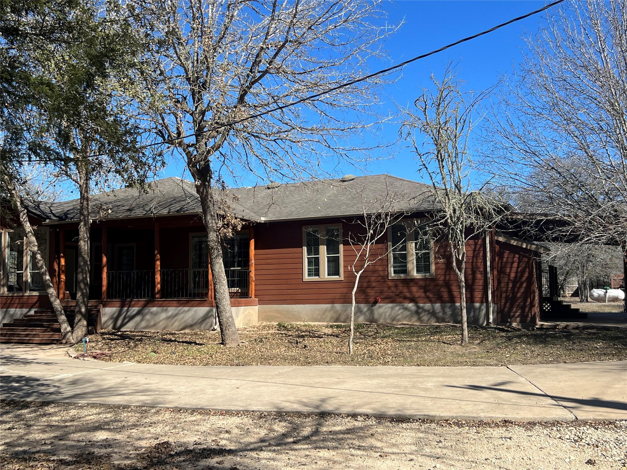 665 Wilson Rd, Red Rock, TX 78662