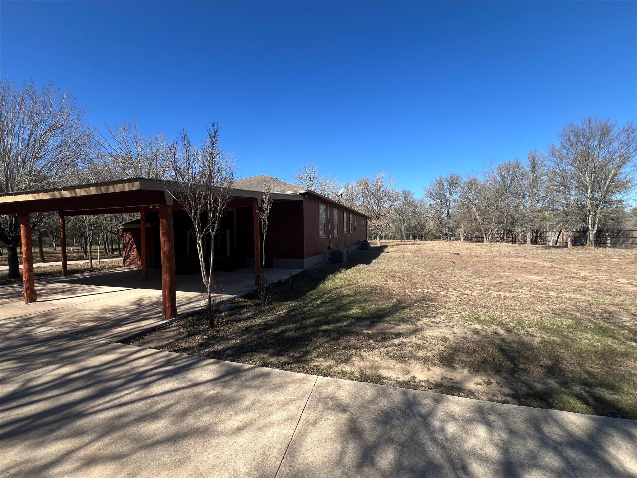 665 Wilson Rd, Red Rock, TX 78662