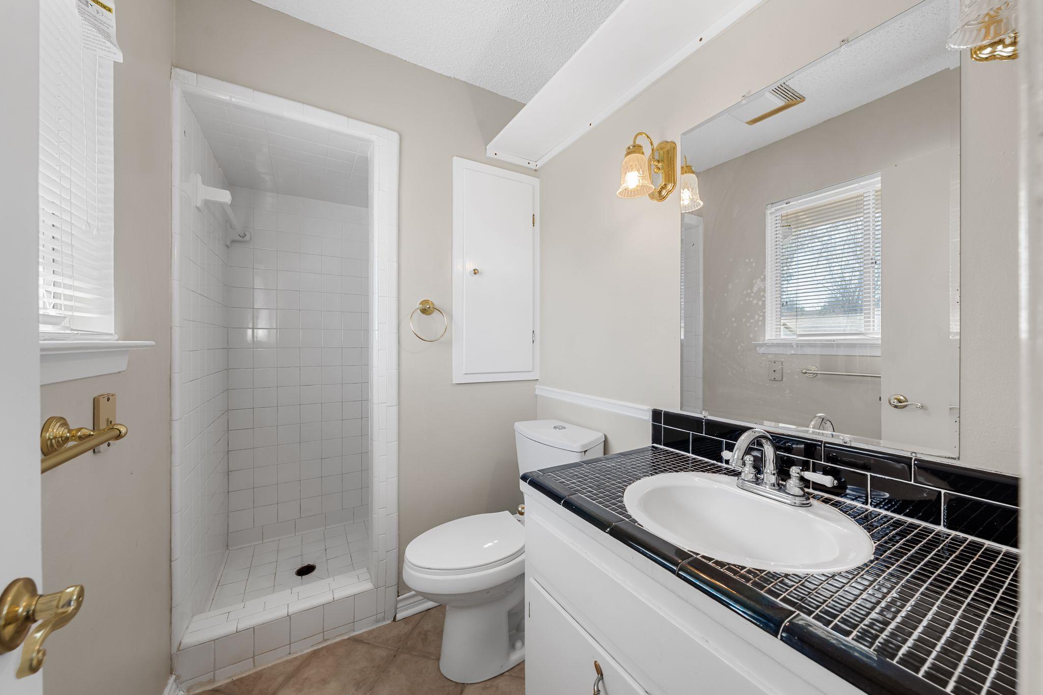 809 Maryland Dr, Austin, TX 78758