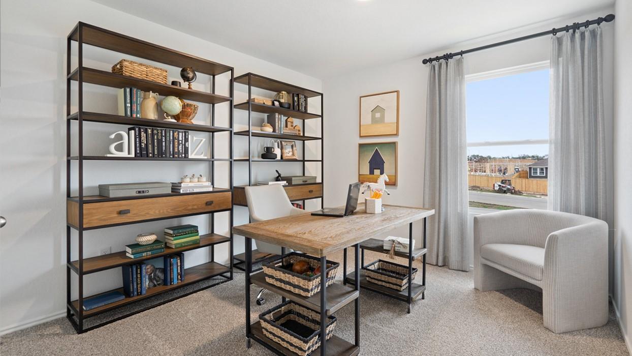 12012 Pike Bnd, Mustang Ridge, TX 78610