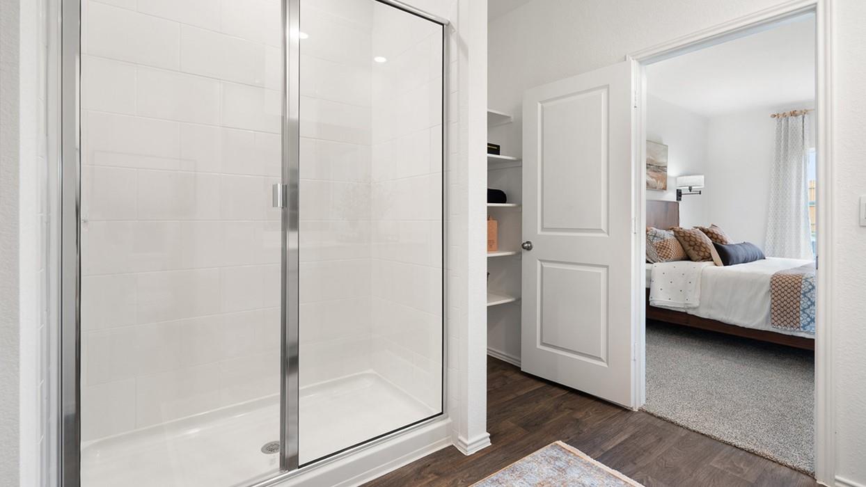 12012 Pike Bnd, Mustang Ridge, TX 78610