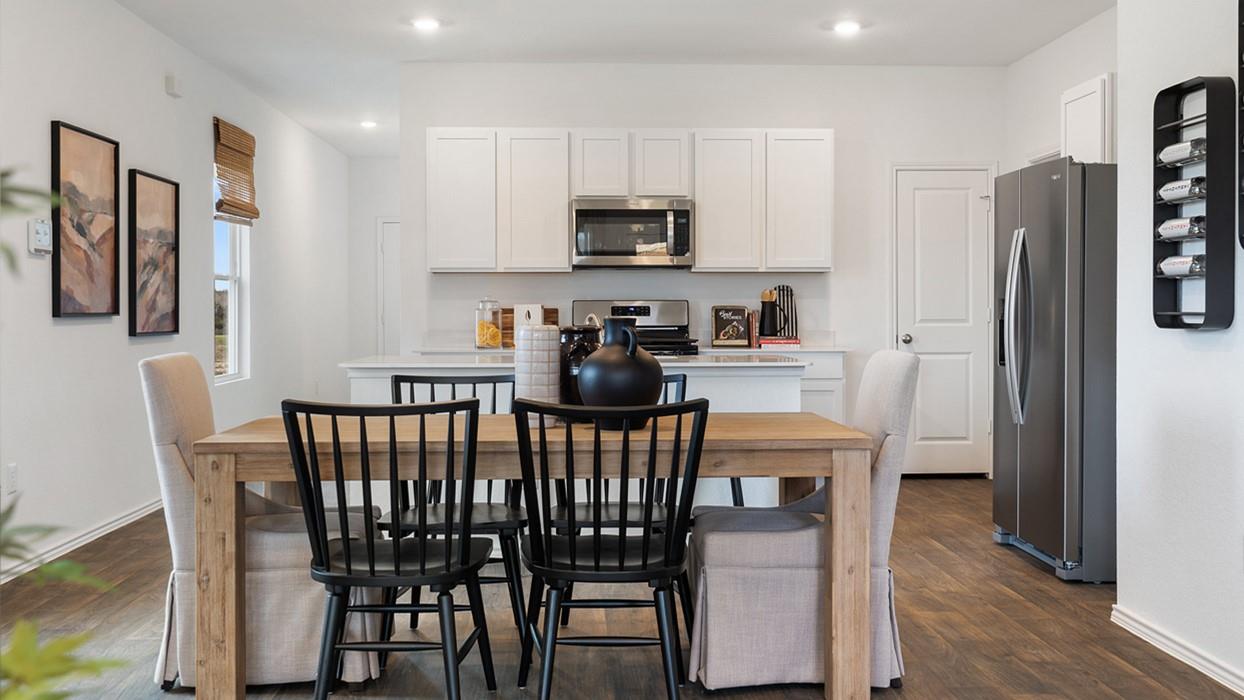 12012 Pike Bnd, Mustang Ridge, TX 78610