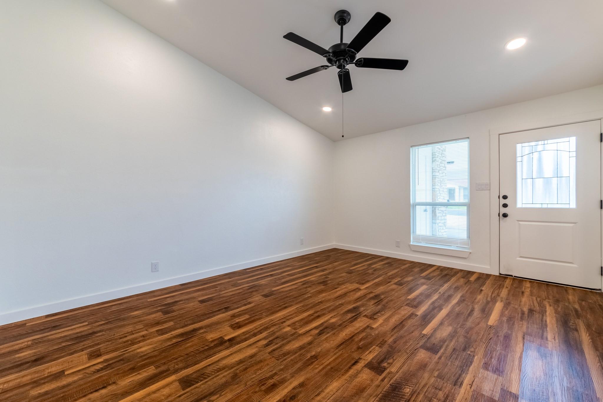 1205 Dobie Dr # A, Austin, TX 78753