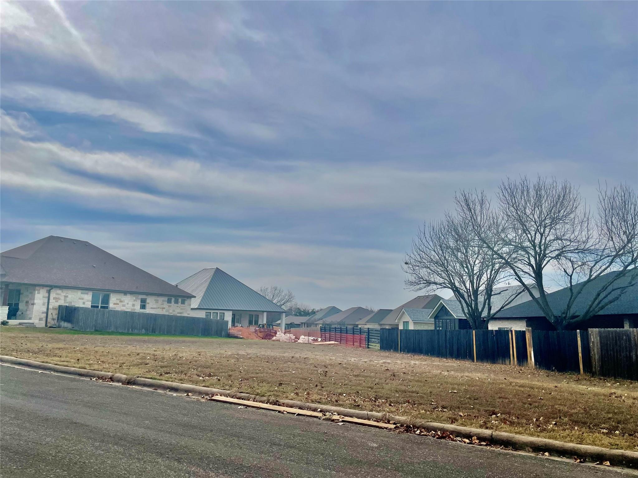 Lot 749-A Spyglass St, Meadowlakes, TX 78654