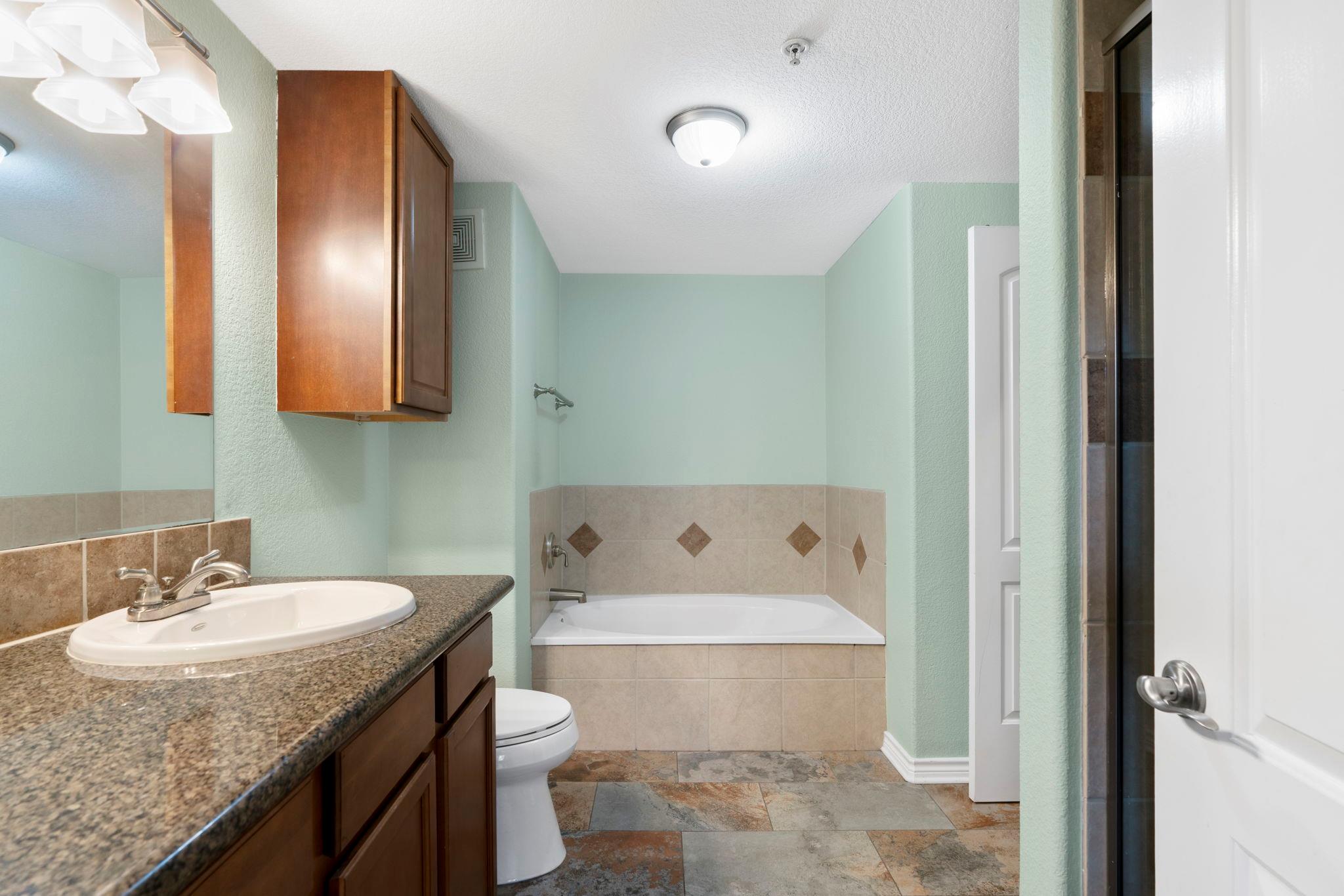 6810 Deatonhill Dr # 4102, Austin, TX 78745