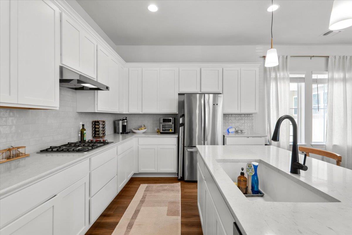 7812 Ella Lee Ln, Austin, TX 78744