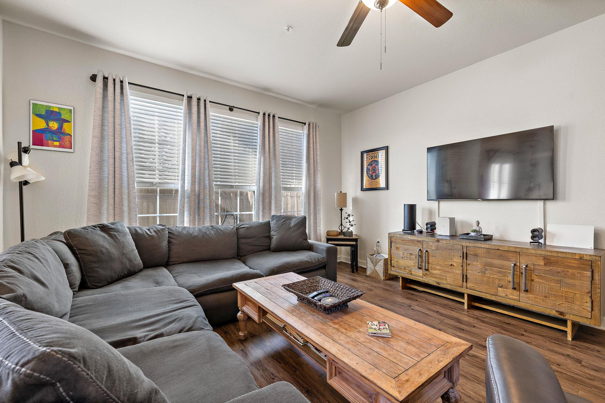 1101 E Parmer Ln # 318, Austin, TX 78753