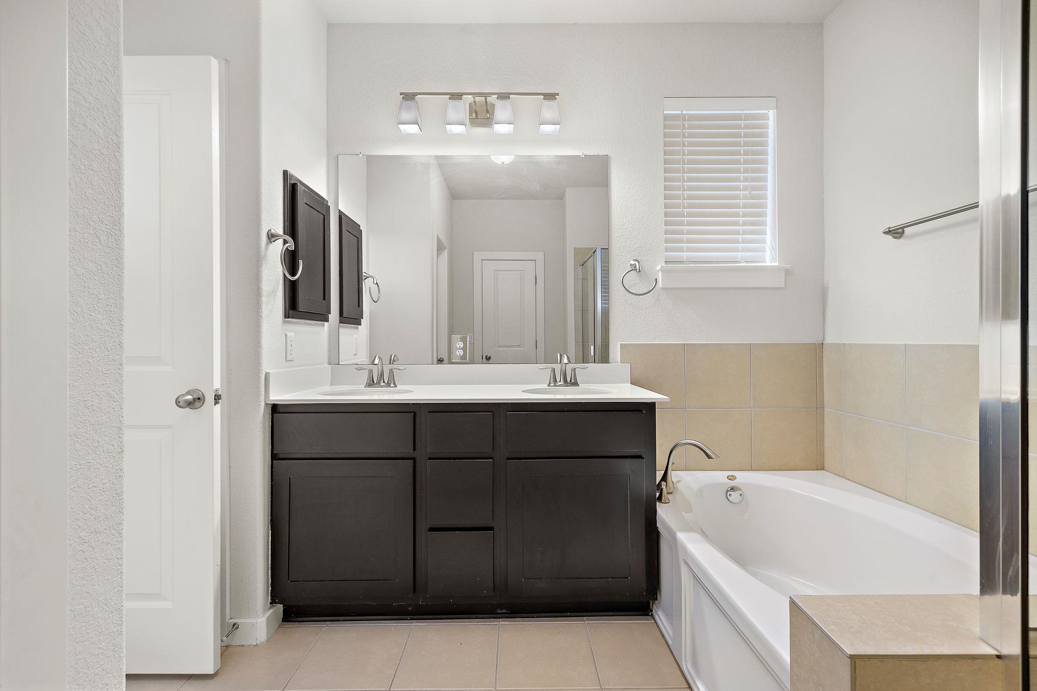 1101 E Parmer Ln # 318, Austin, TX 78753